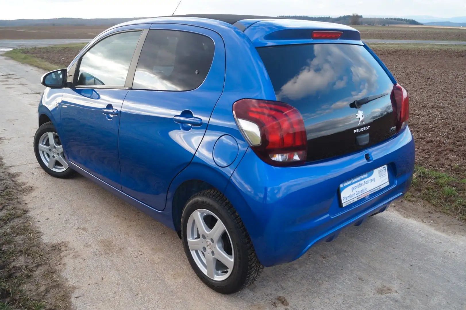 Peugeot 108 TOP Style +Faltdach+App-Connect+ Blau - 2