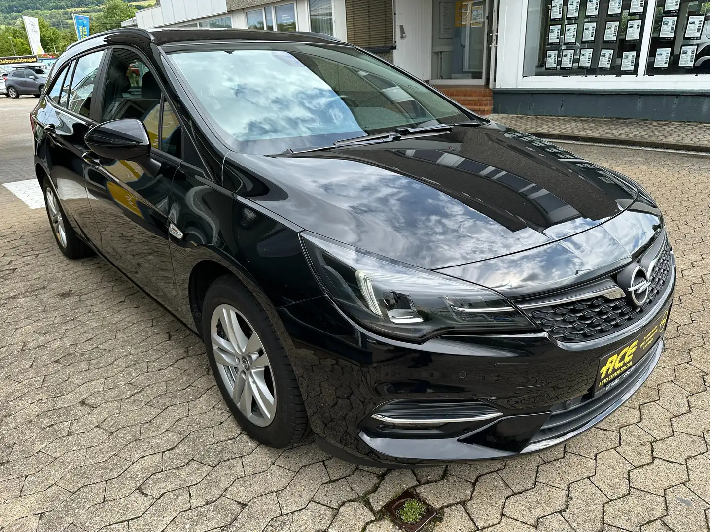 Opel Astra 1,5 Diesel Business Kombi*AUTOMATIK*LED*Euro6* Schwarz - 2