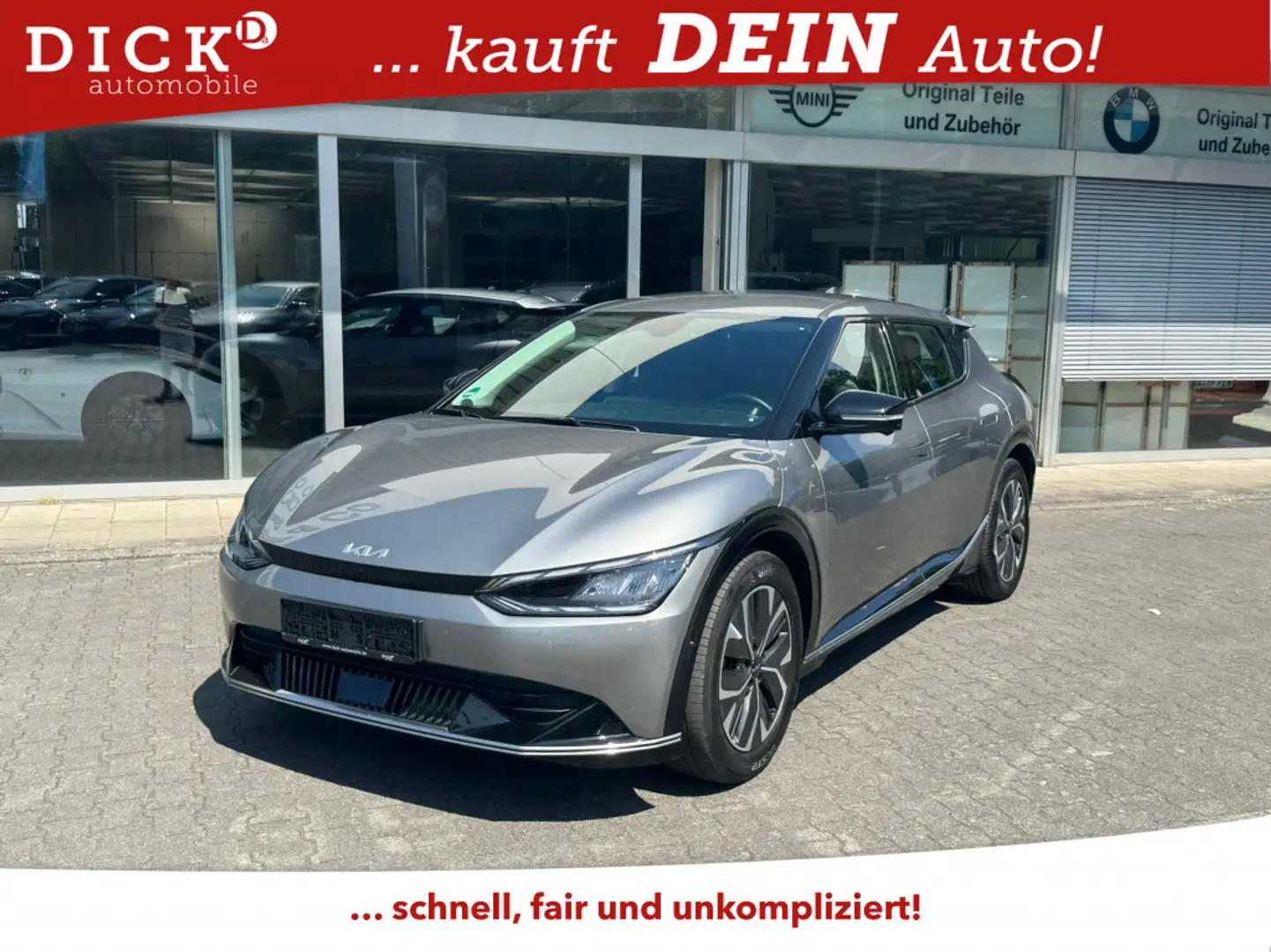 Kia EV6 2WD MEMO+NAVI+LED+SHZ+KAMERA+AHK+ACC+WP+19 Grau - 1