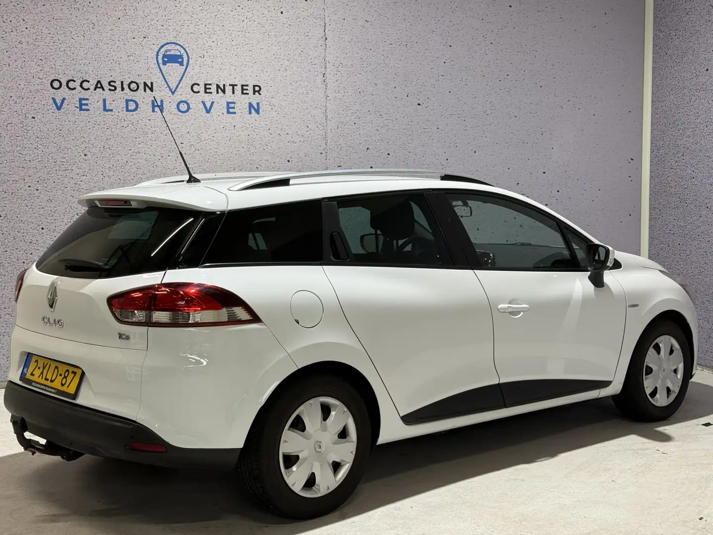 Renault Clio Estate 0.9 TCe Expression // NAVI // TREKHAAK // C Blanc - 2