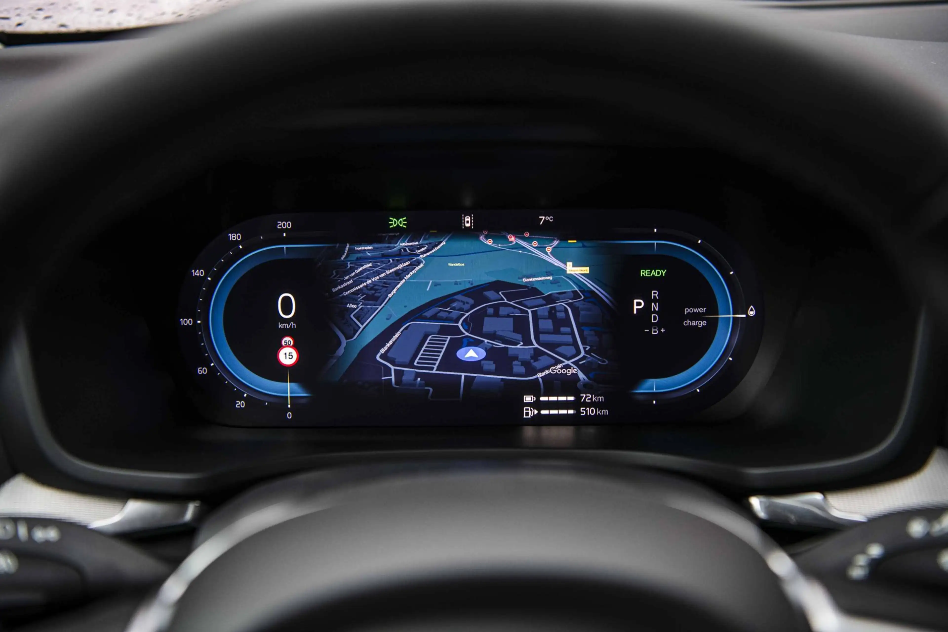 Volvo V60 T6 Plug-in Hybrid AWD Essential Bright | PHEV Long — photo 13