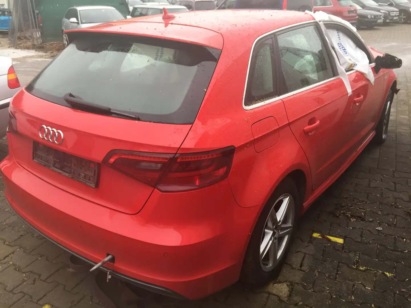 Audi A3 A3 Sportback g-tron 1.4 TFSI    line Sportpaket Rouge - 1