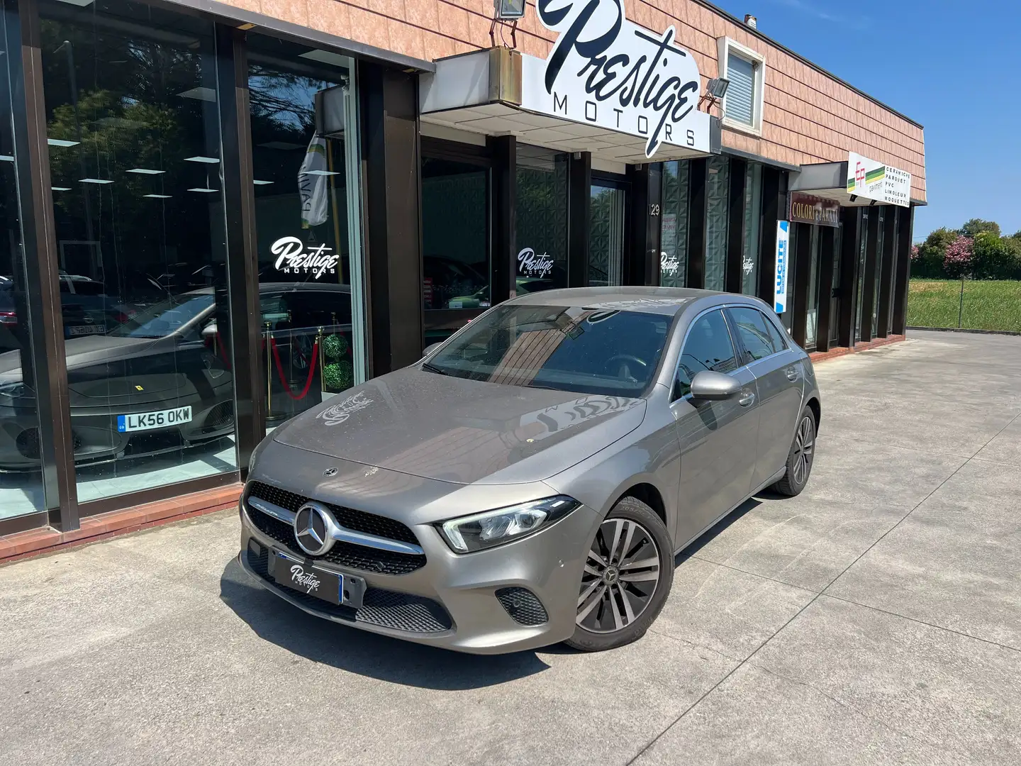 Mercedes-Benz A 200 A 200 d Sport Grigio - 1