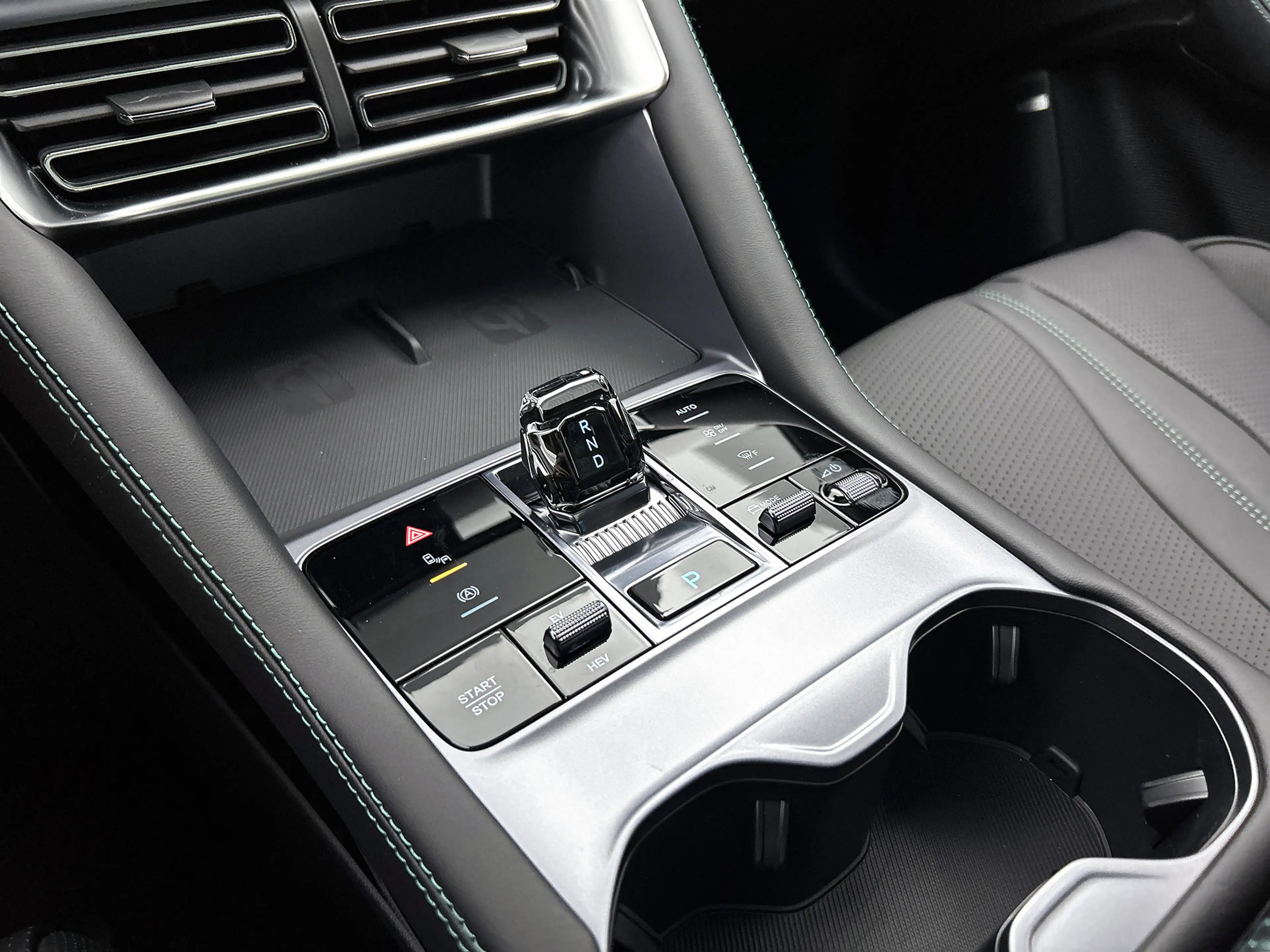 BYD Seal U 1.5 DM-i FWD Boost | 80KM EV WLTP — photo 12