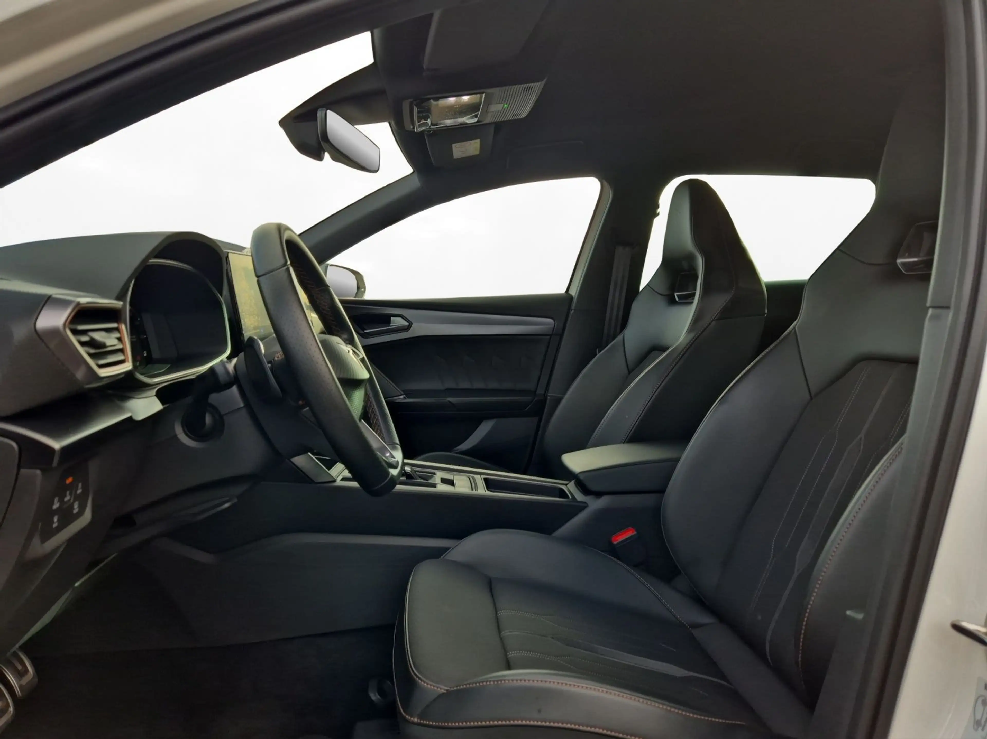 CUPRA Leon VZ 2.0 TSI DSG 300PS Navi AHK RüKa SiHz — photo 2