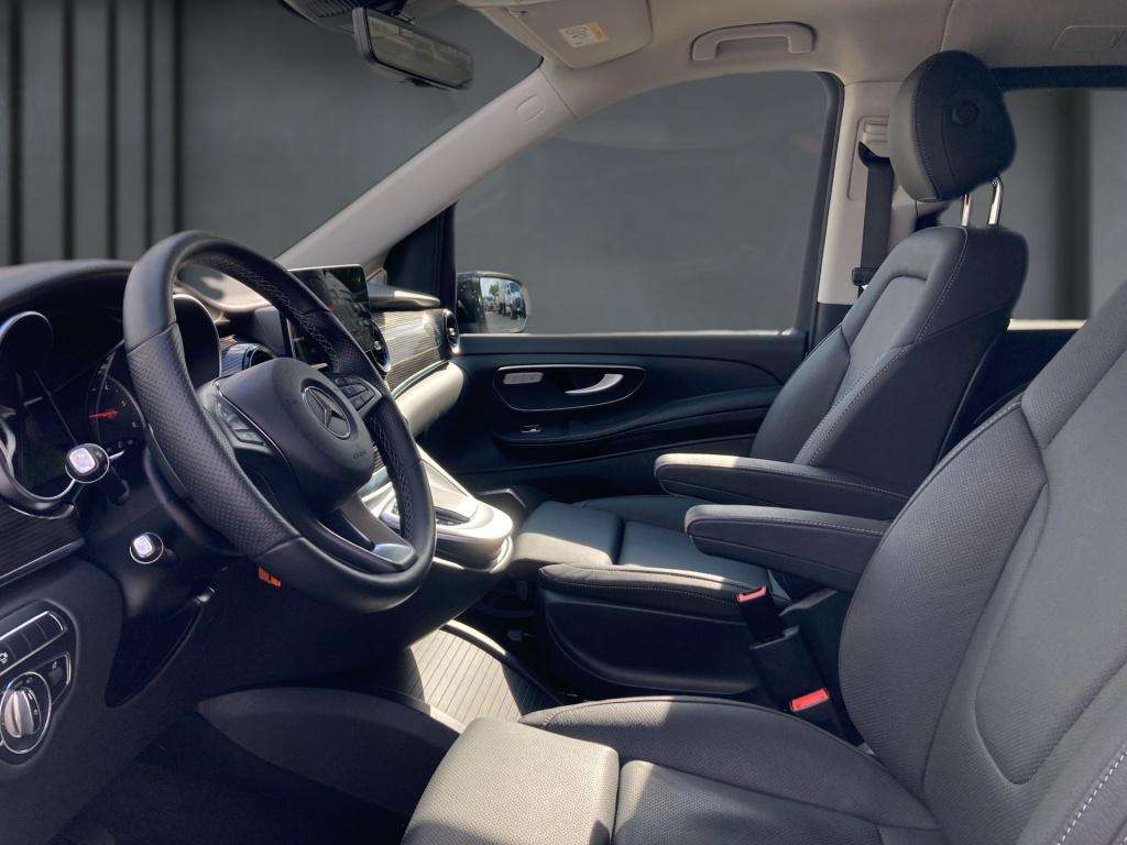 Mercedes-Benz V 250