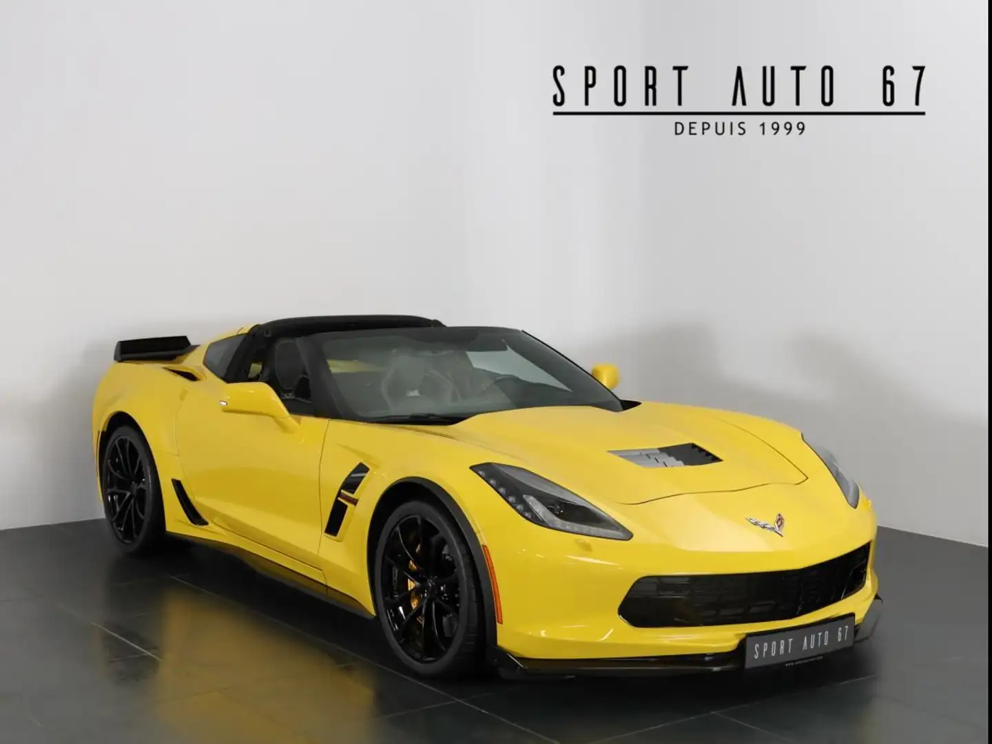 Chevrolet Corvette V8 6.2 L - 1