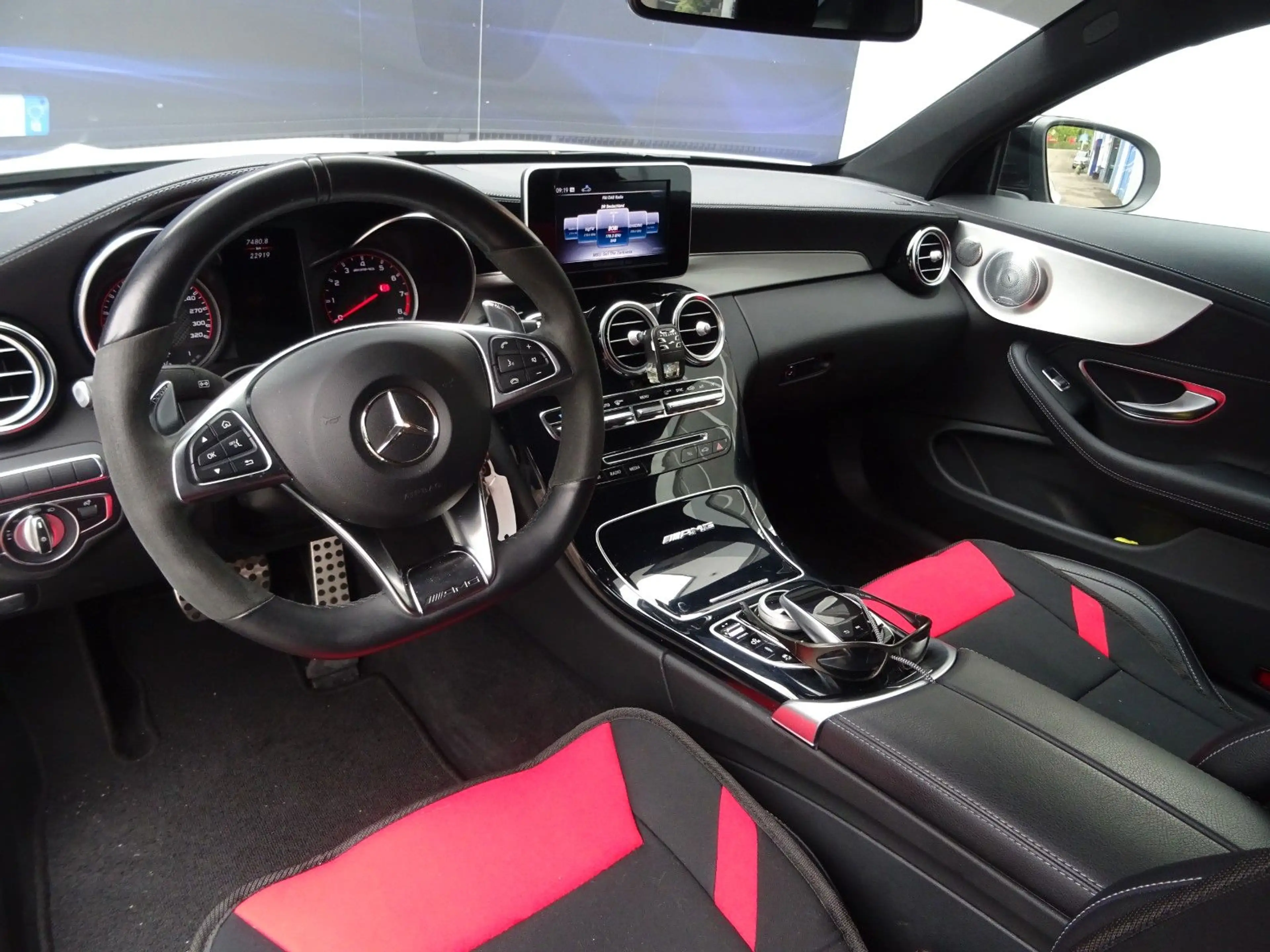 Mercedes-Benz C 63 AMG Coupe C 63 S AMG — photo 7