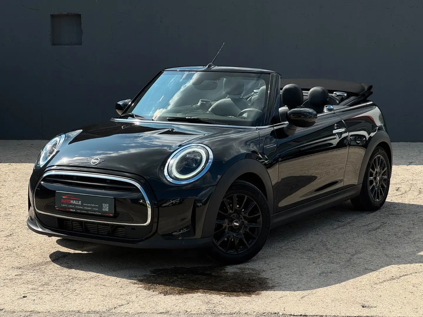 MINI Cooper Cabrio F57 Autom Classic Trim Leder PDC Zwart - 1
