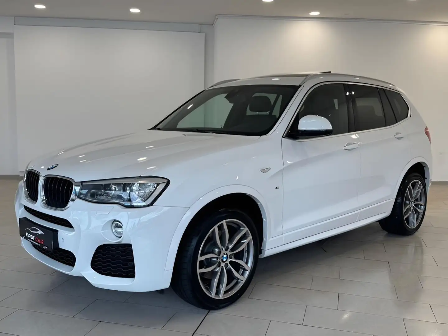BMW X3 xDrive 20d M-Paket|AHK|PANO|TOTW|BIXENON|NAVI Weiß - 1