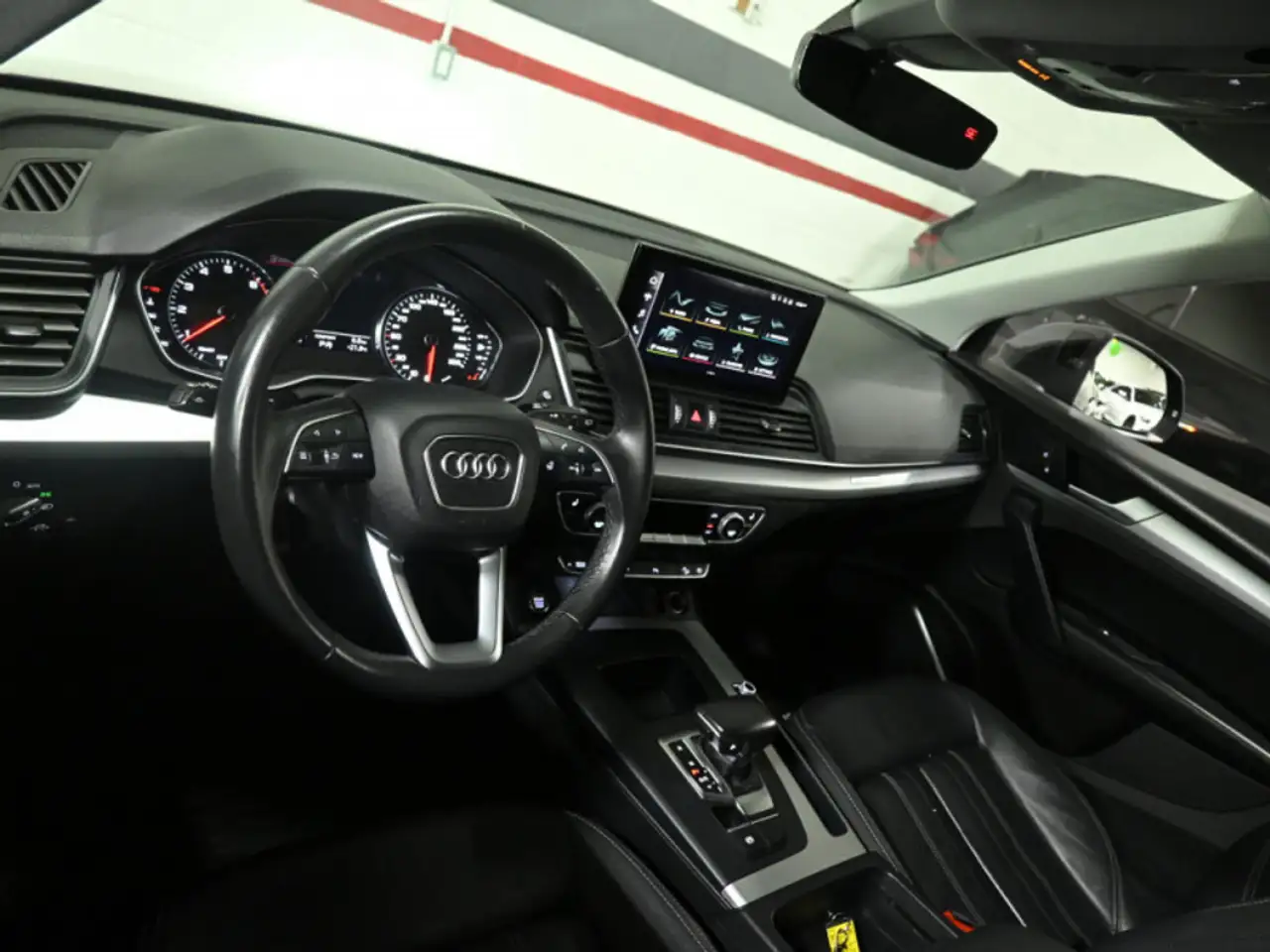 Audi Q5 снимка Audi Q5