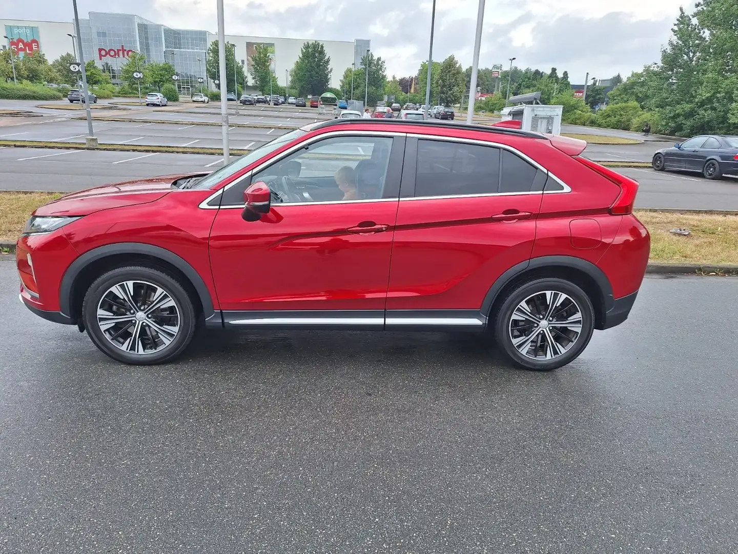 Mitsubishi Eclipse Cross Eclipse Cross 2.2 DI-D Aut. 4WDTop AHK Rouge - 2