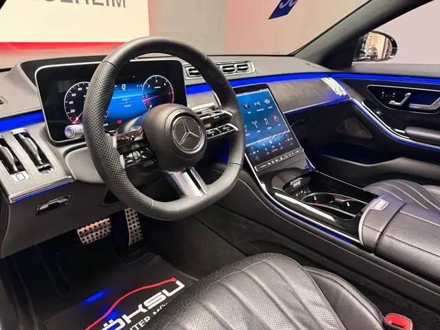 Mercedes-Benz S Class view 11