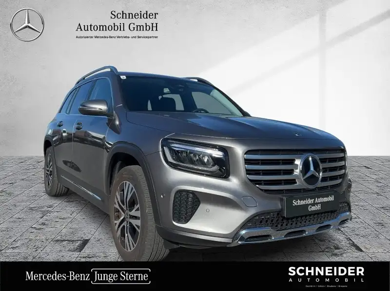 MERCEDES-BENZ Glb