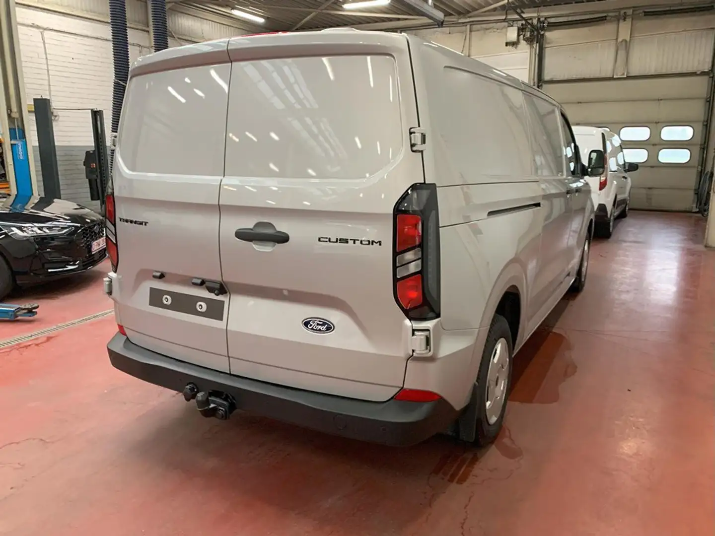 Ford Transit Custom Trend 320L L2 2.0TD 136pk-6v Argent - 2