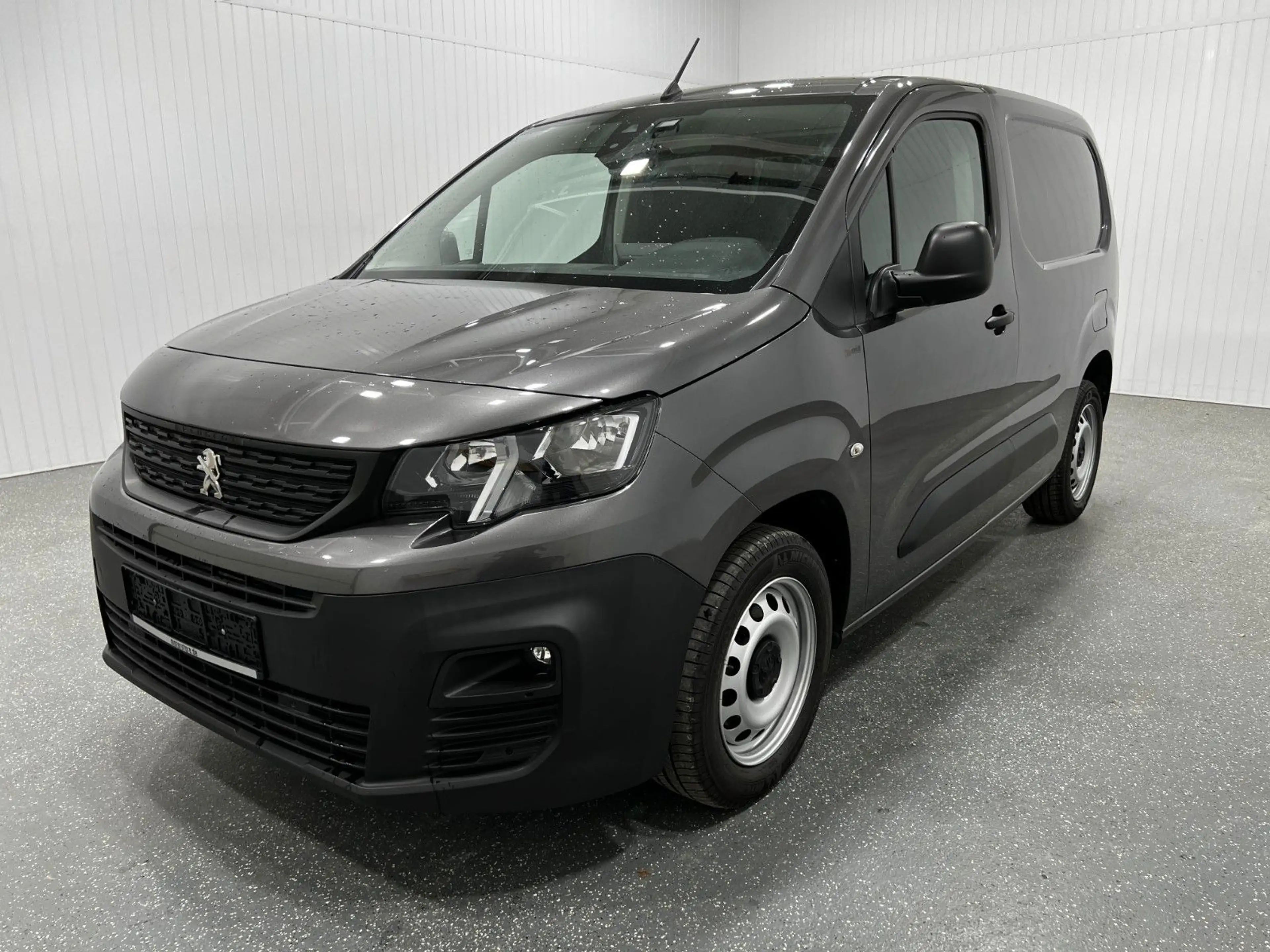 Peugeot Partner PARTNER 100 1.5 HDI PREMIUM |MY21|89tK|1H|3S|DAB