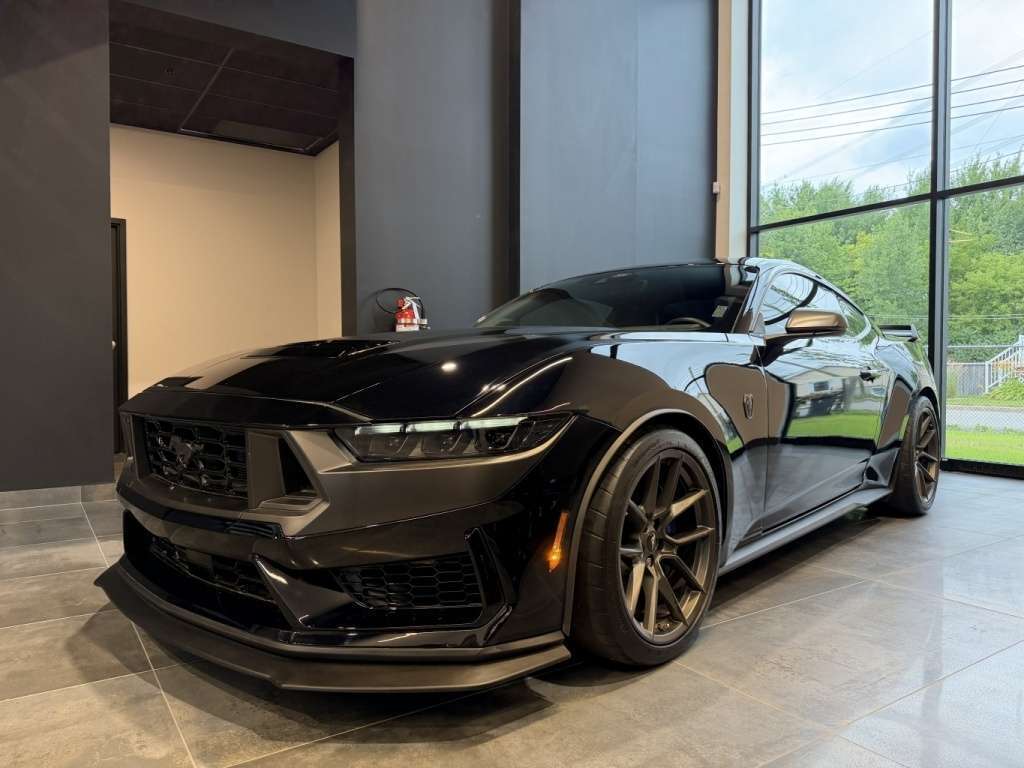 2024 Ford Mustang Dark Horse