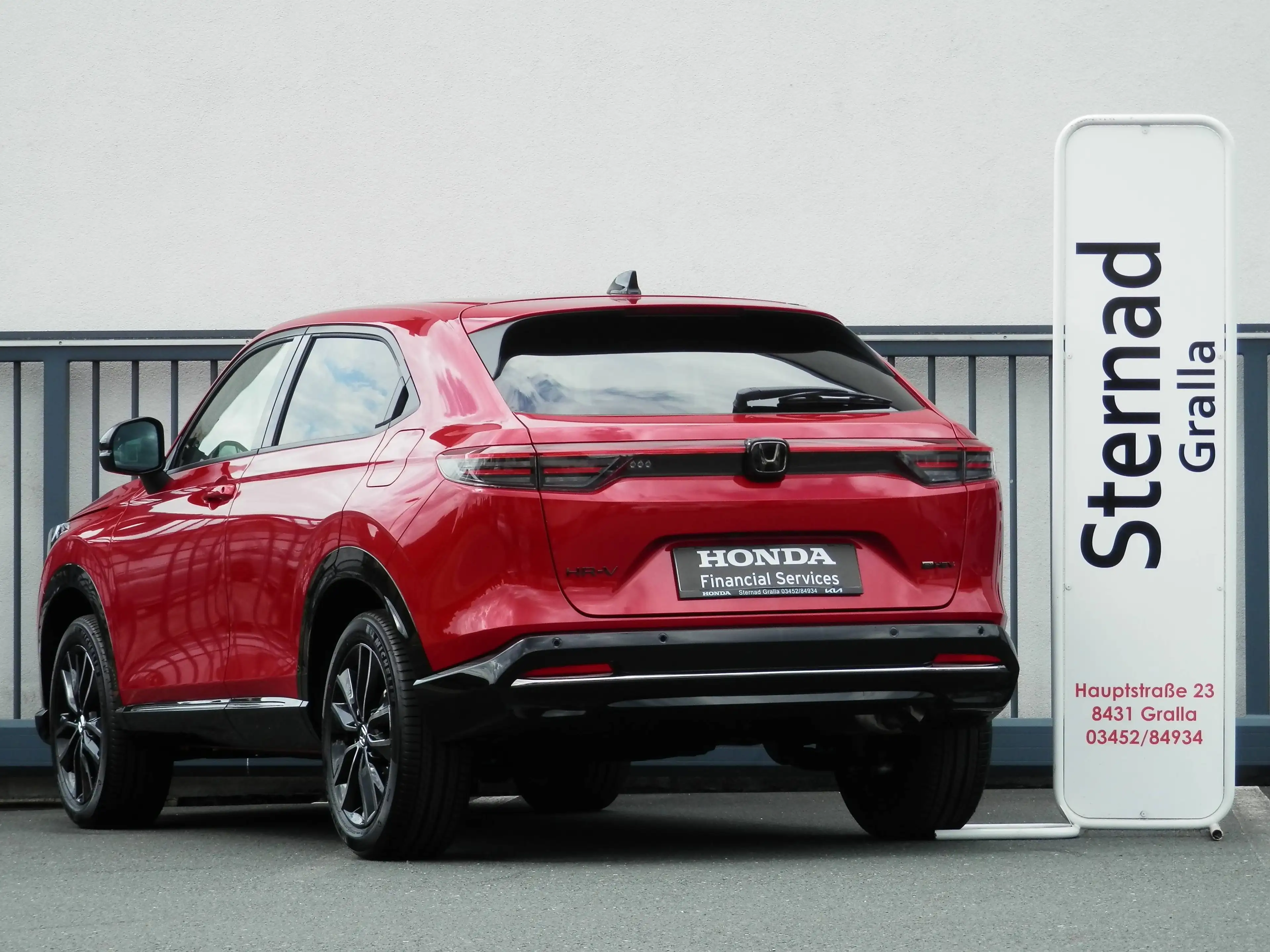Honda HR-V 1,5 i-MMD Hybrid 2WD Advance Sport Aut. — photo 4