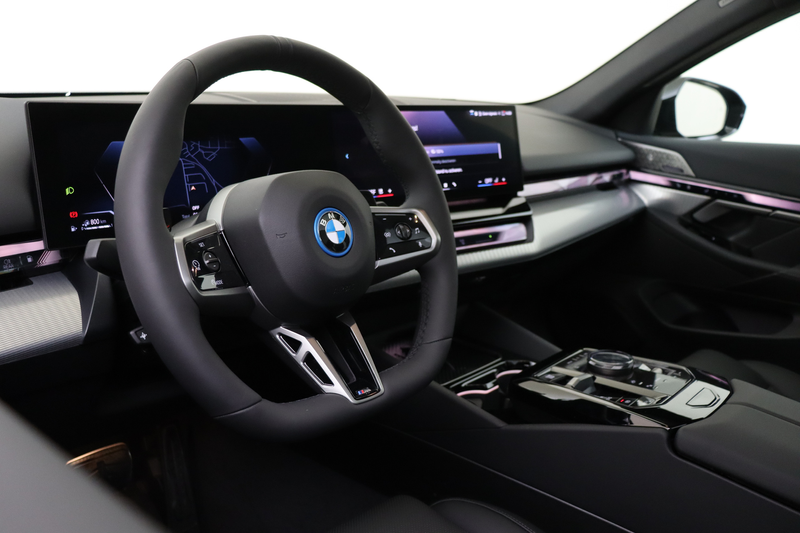 BMW 530 5 Serie Touring 530e M Sport Automaat / Trekhaak / — photo 3