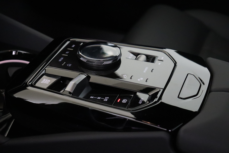 BMW 530 5 Serie Touring 530e M Sport Automaat / Trekhaak / — photo 6