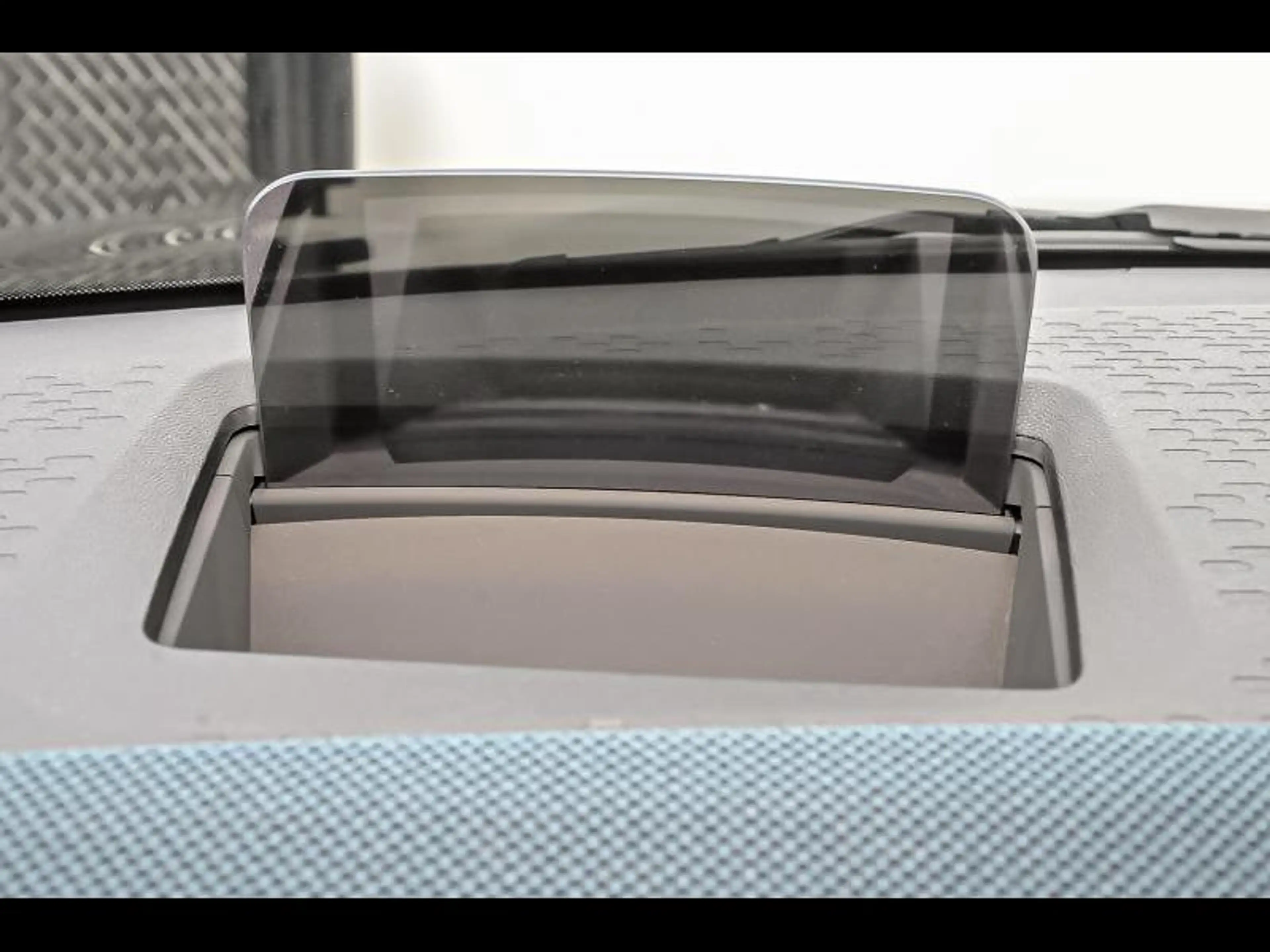 MINI Countryman E Favoured Trim — photo 15
