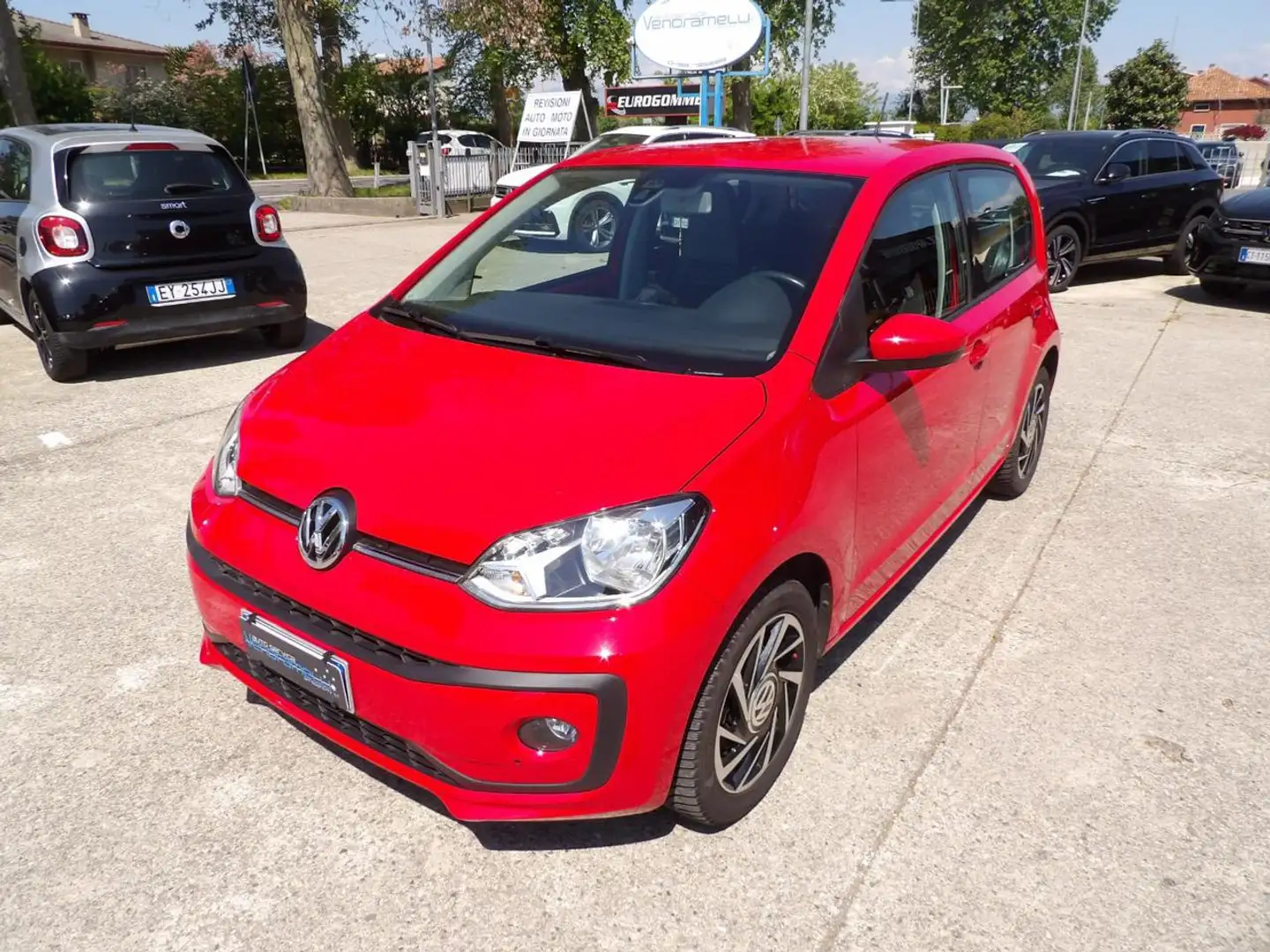 Volkswagen up! 1.0 5p. eco move up! BMT Rouge - 1
