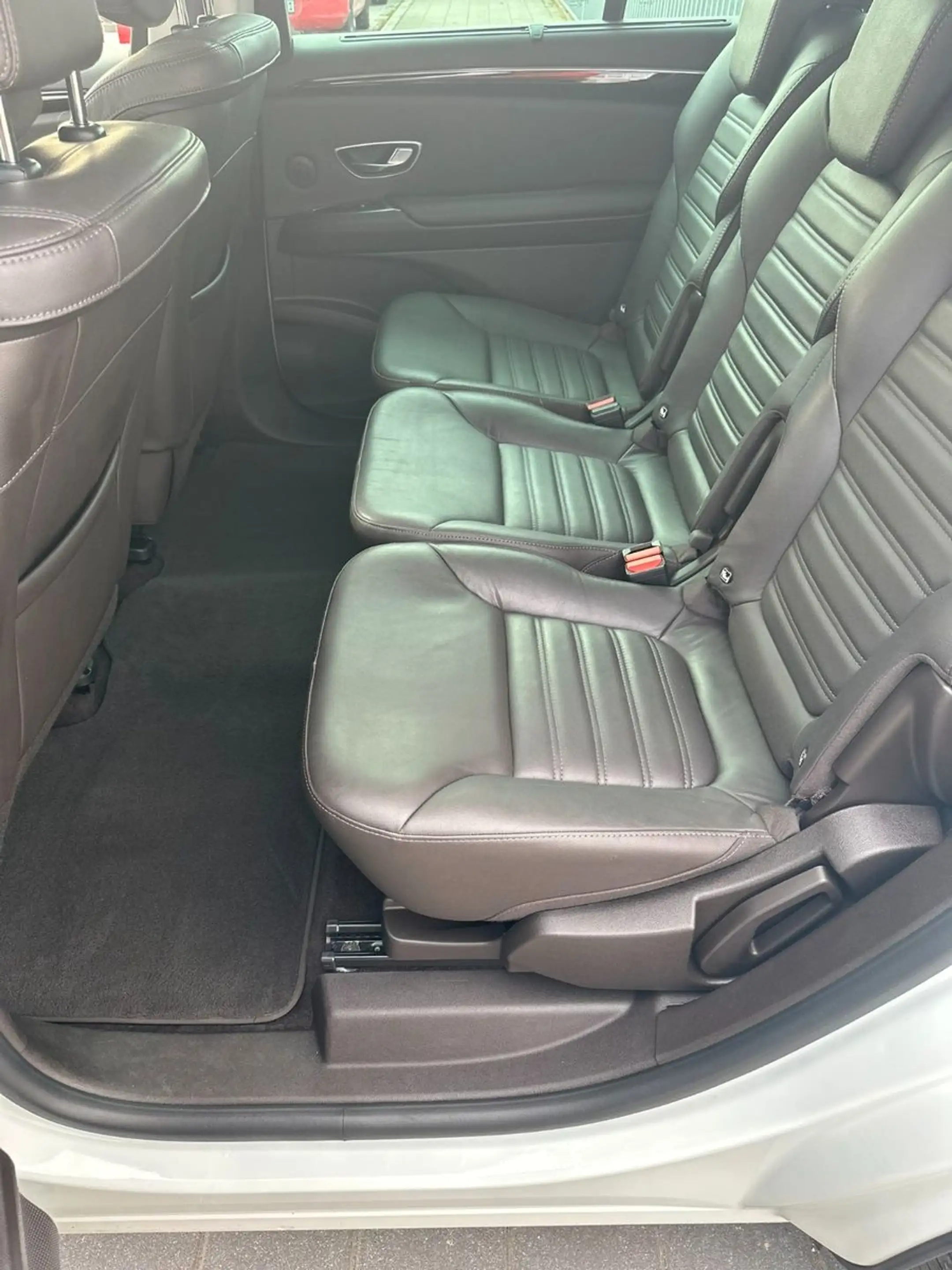 Renault Espace Intens / 7 Sitz / Leder / Massage / Pano. — photo 12