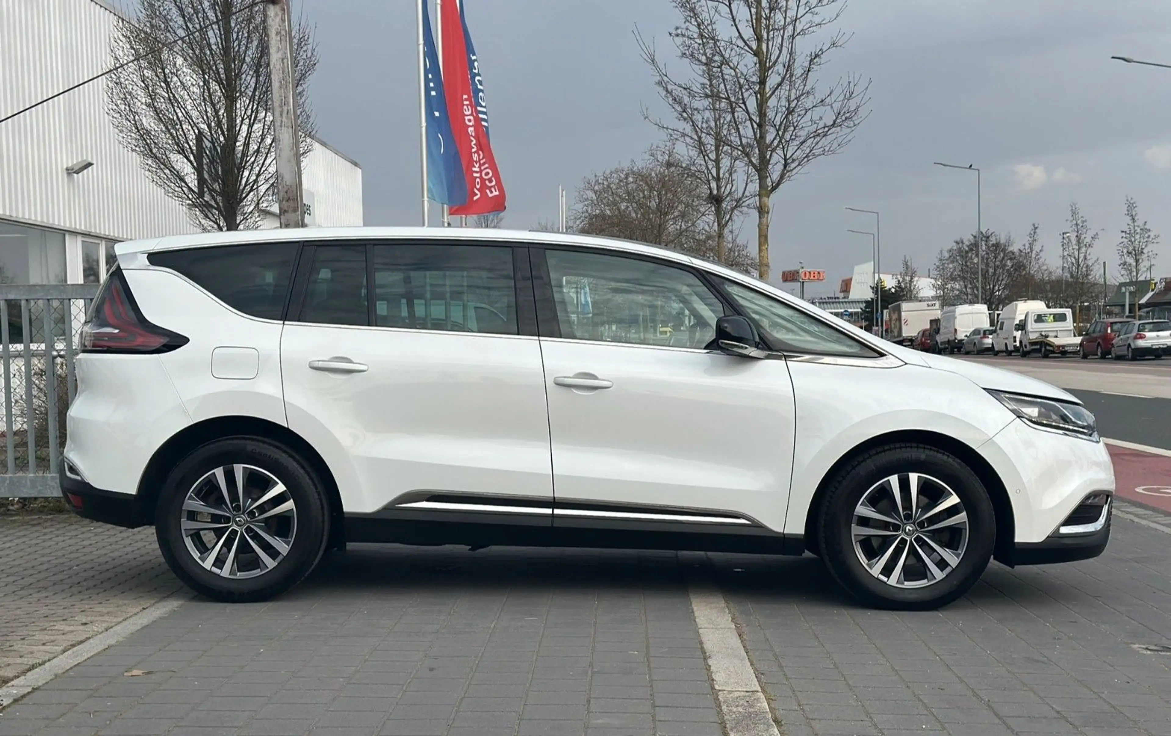 Renault Espace Intens / 7 Sitz / Leder / Massage / Pano. — photo 6
