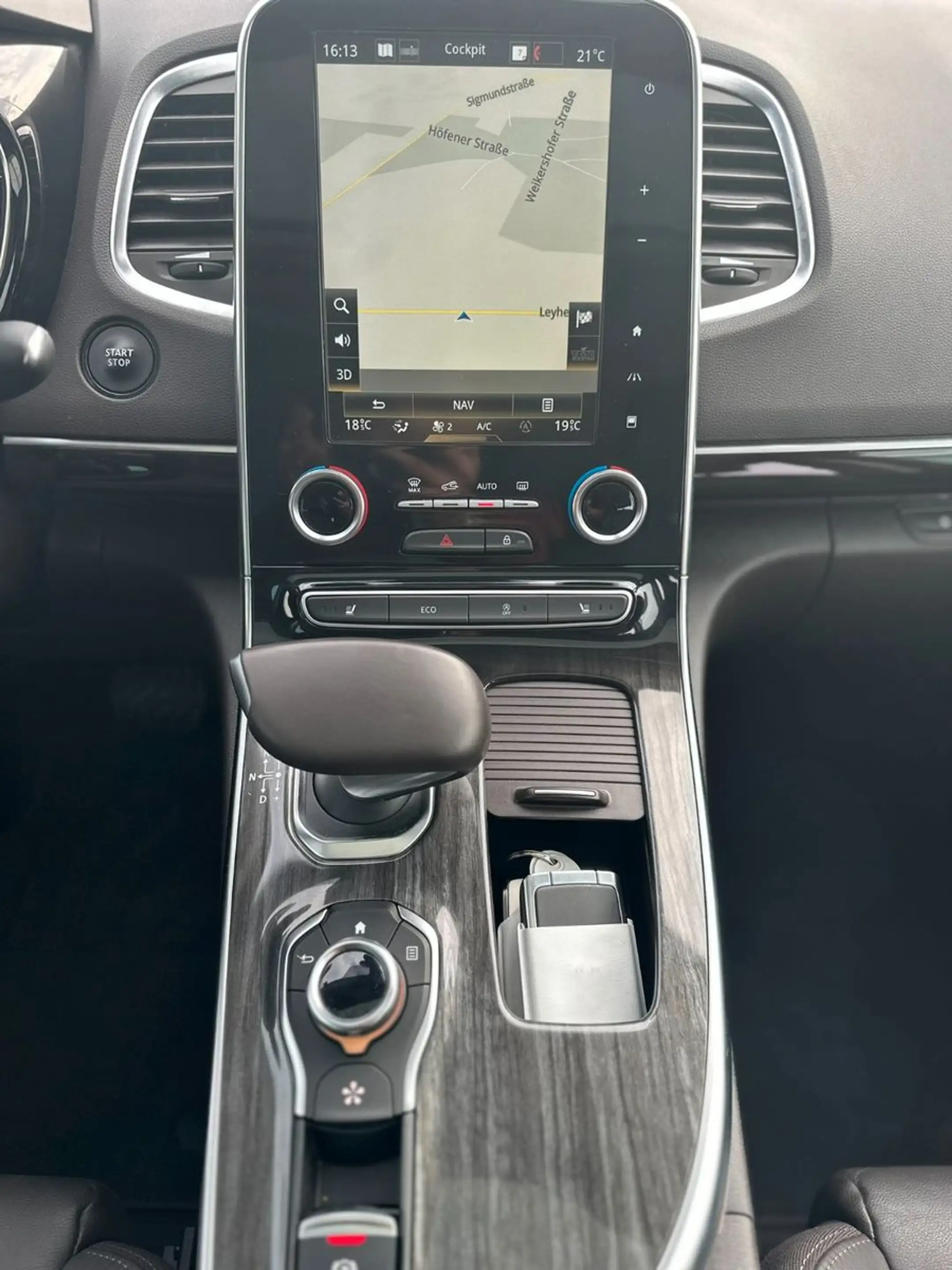 Renault Espace Intens / 7 Sitz / Leder / Massage / Pano. — photo 15