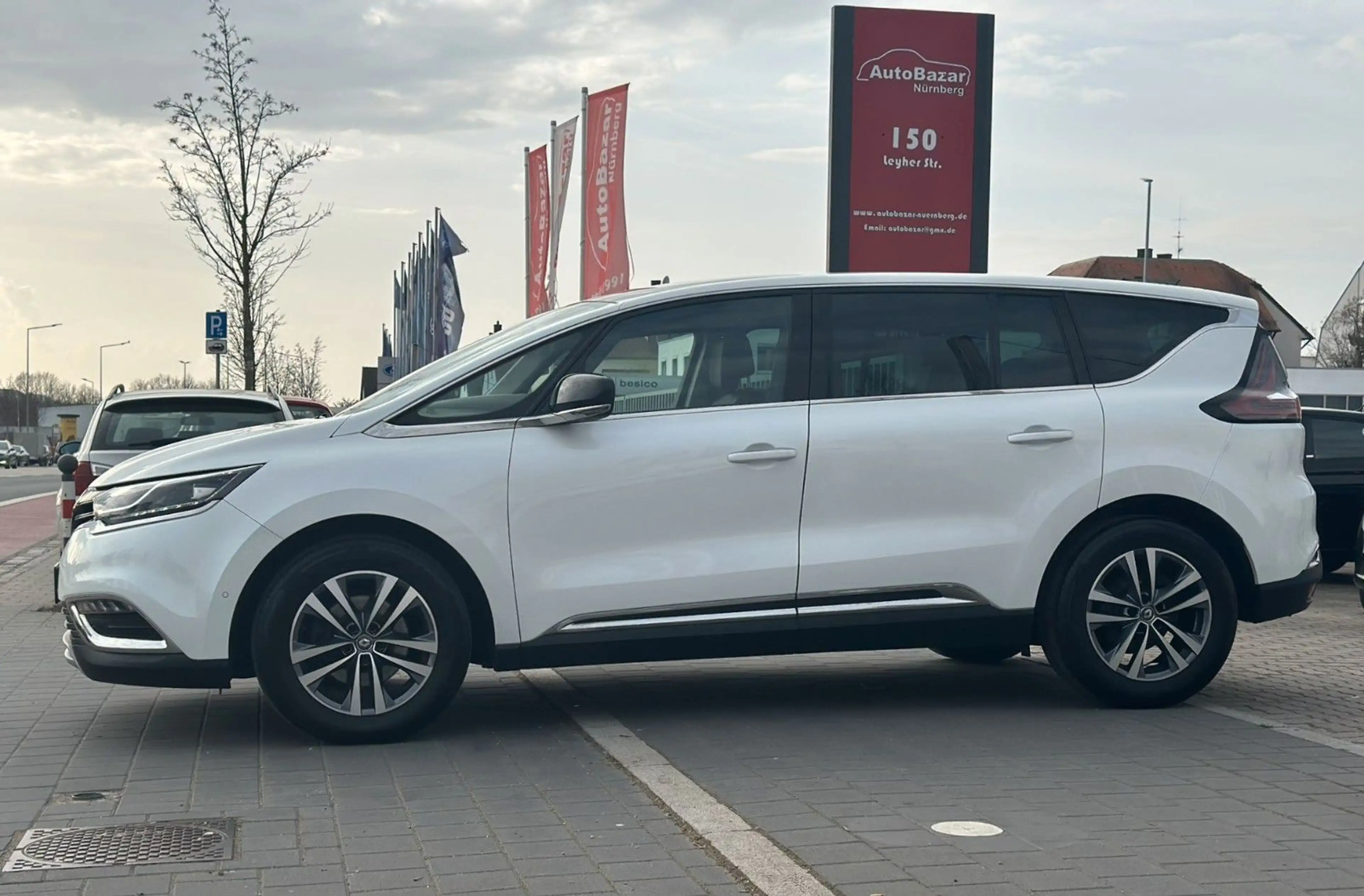 Renault Espace Intens / 7 Sitz / Leder / Massage / Pano. — photo 2