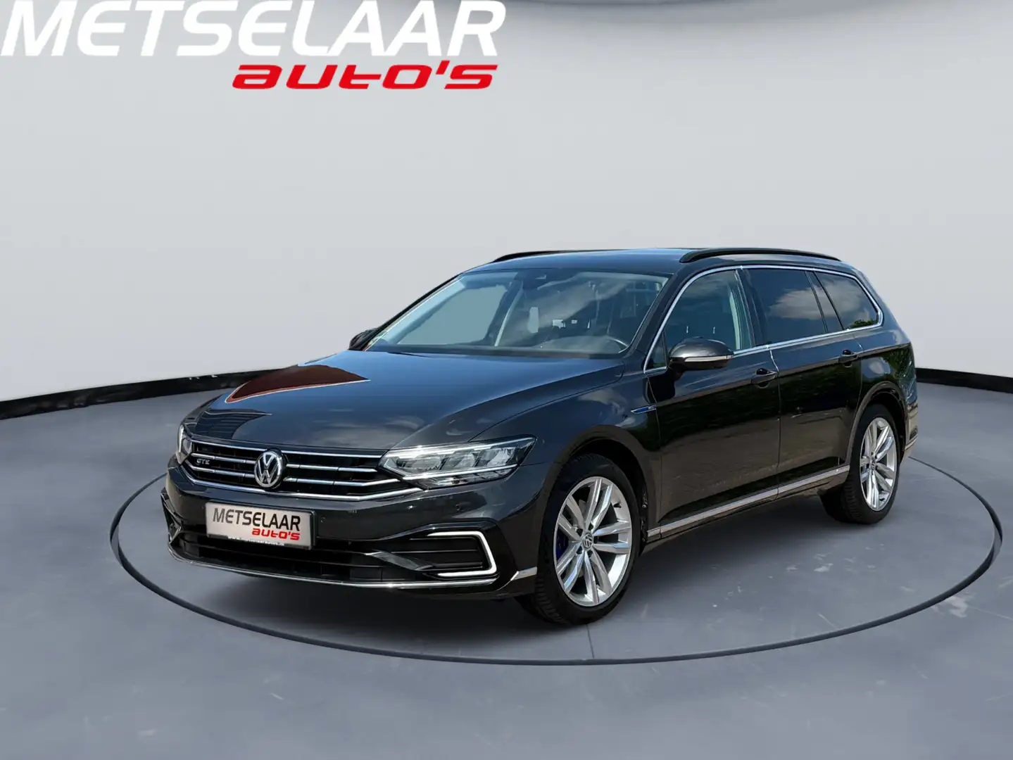 Volkswagen Passat Variant GTE DSG - 1
