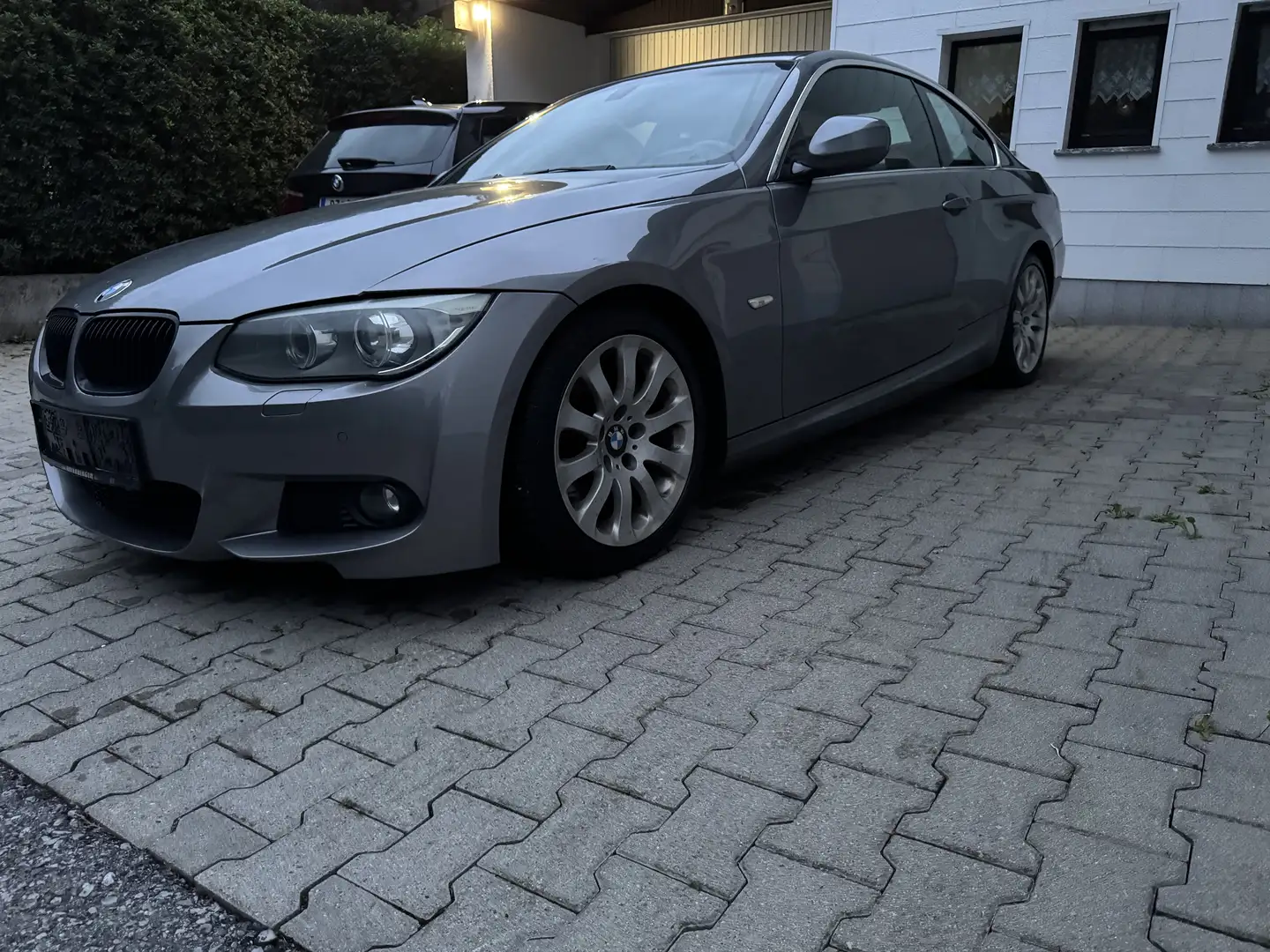 BMW 330 330d xDrive Coupé - 2