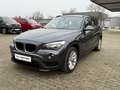 BMW X1 18 i sDrive 1.HAND/PANO/NAVI/AHK Grau - thumbnail 1
