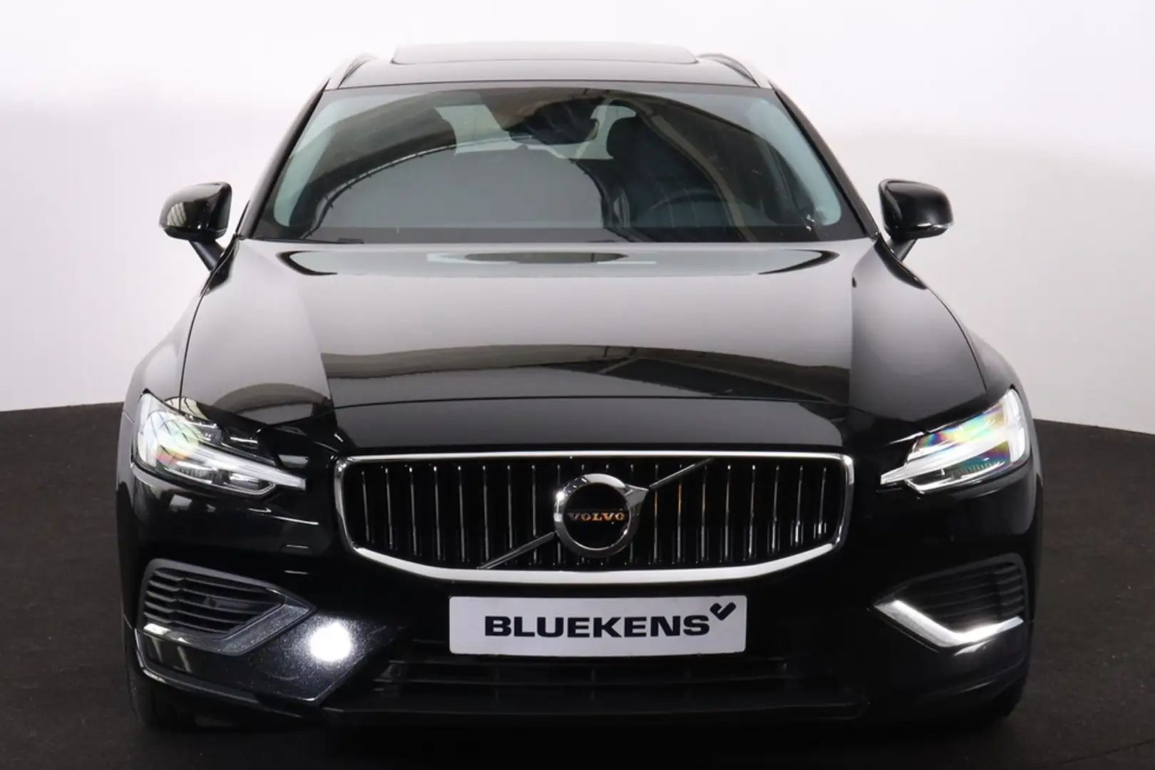 Volvo V60 T6 Recharge AWD Inscription Expression - Panorama/ Zwart - 2