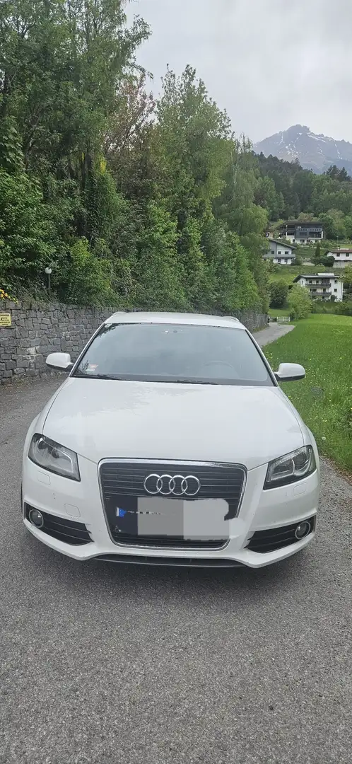 Audi A3 Attraction 2,0 TDI DPF - 1