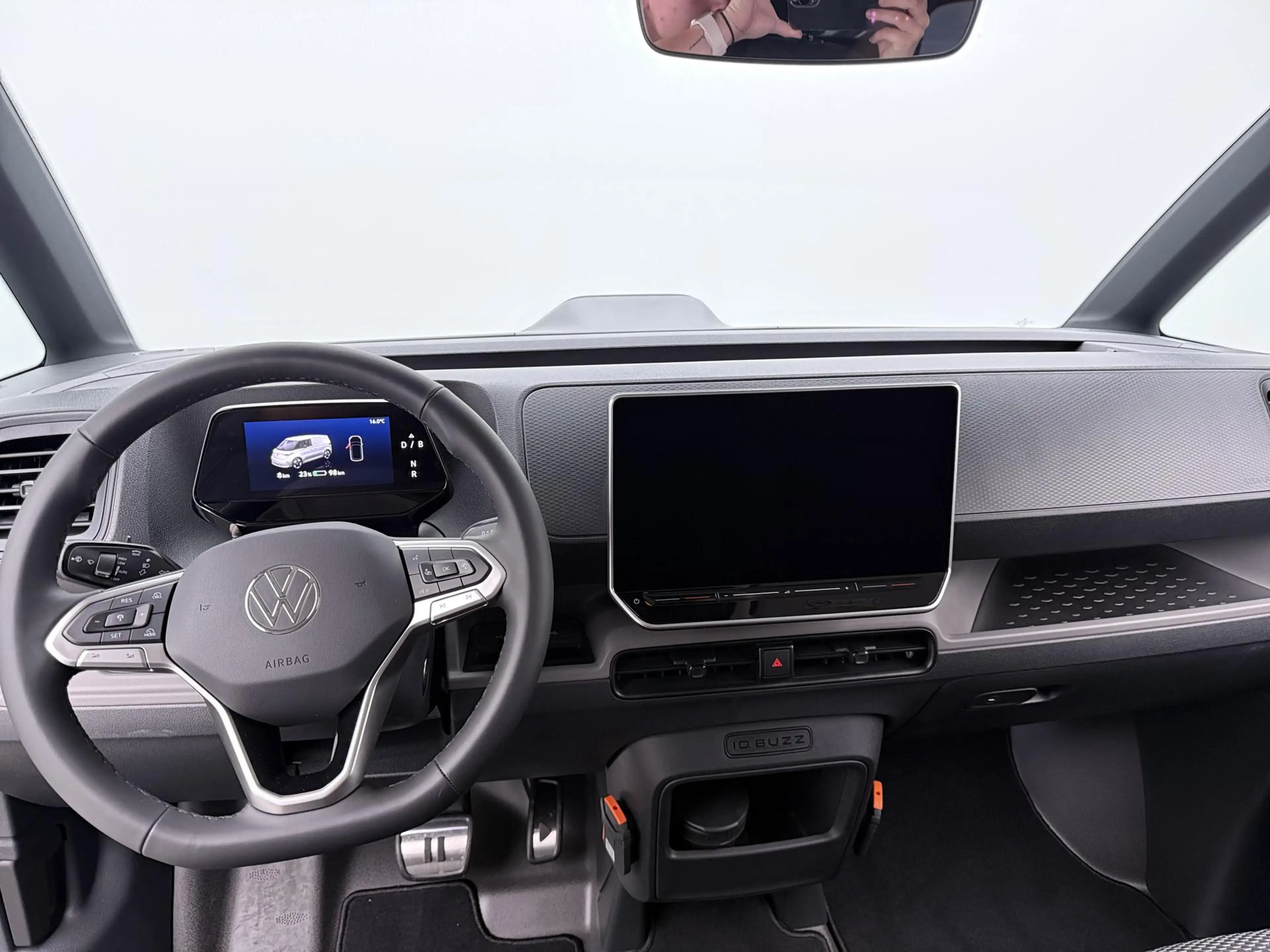 Volkswagen ID. Buzz Cargo Bedrijfswagens Bulli Limited Edition Elektromotor — photo 12