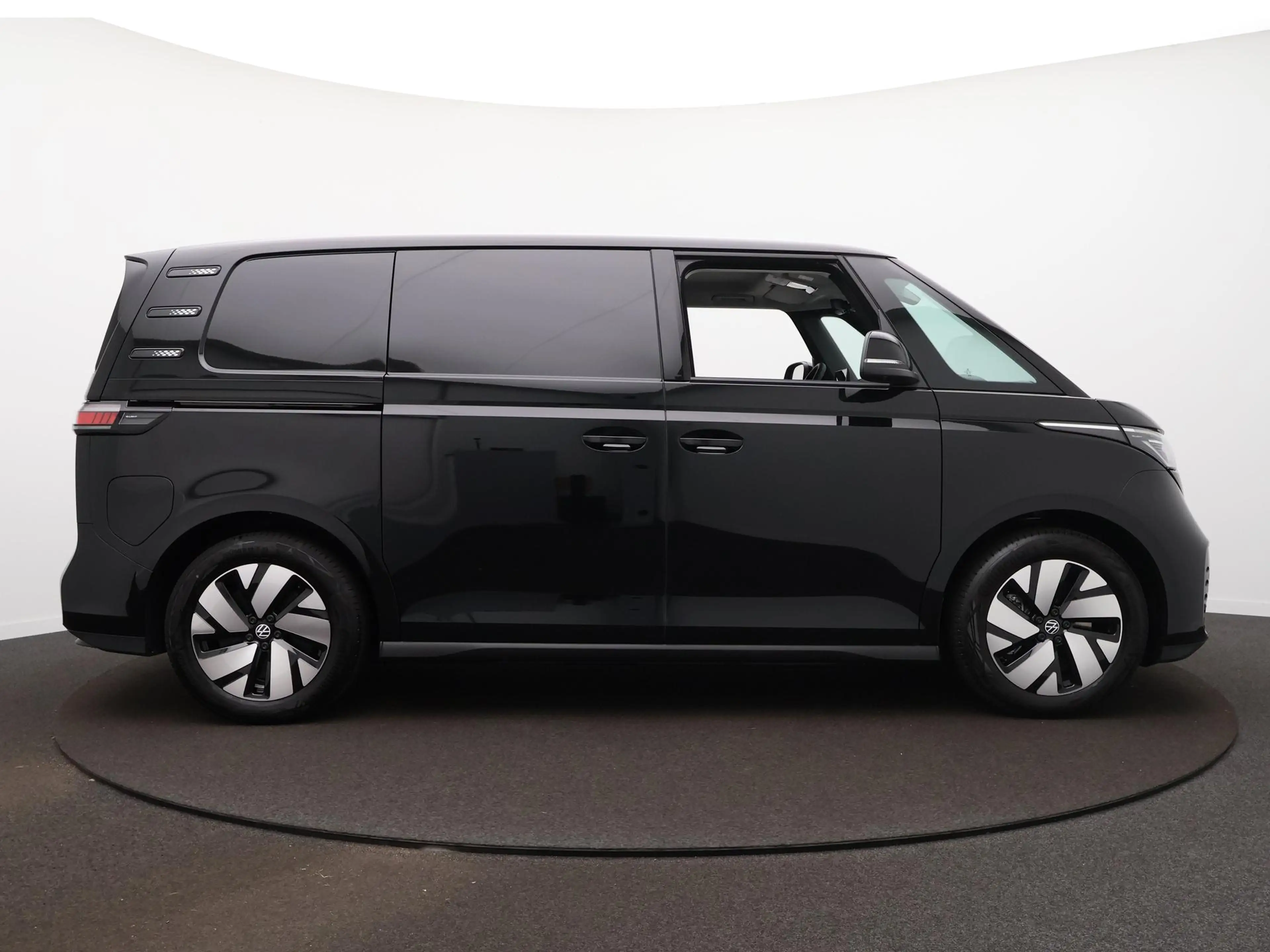 Volkswagen ID. Buzz Cargo Bedrijfswagens Bulli Limited Edition Elektromotor — photo 4