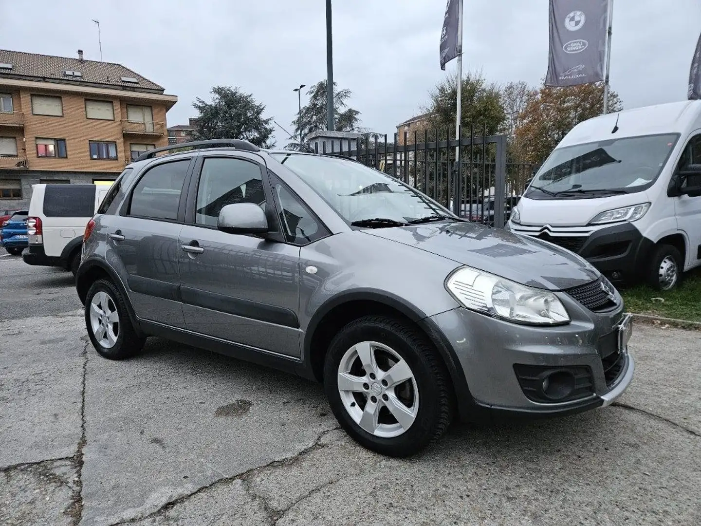 Suzuki SX4 1.6 16V 4WD Outdoor Line Gris - 2