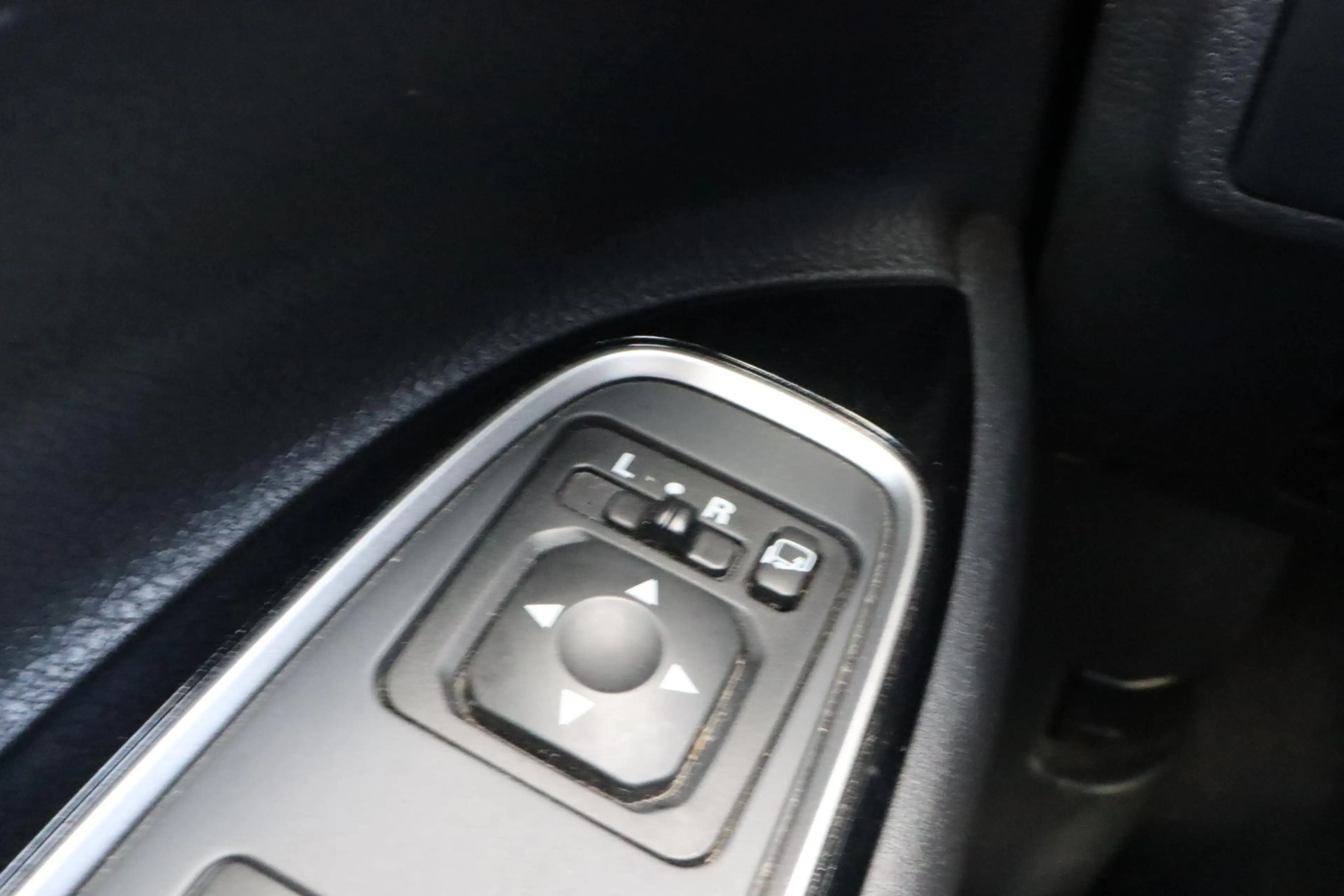 Mitsubishi Outlander 2.0 PHEV Premium | Achteruitrijcamera | Stoelverwa — photo 16
