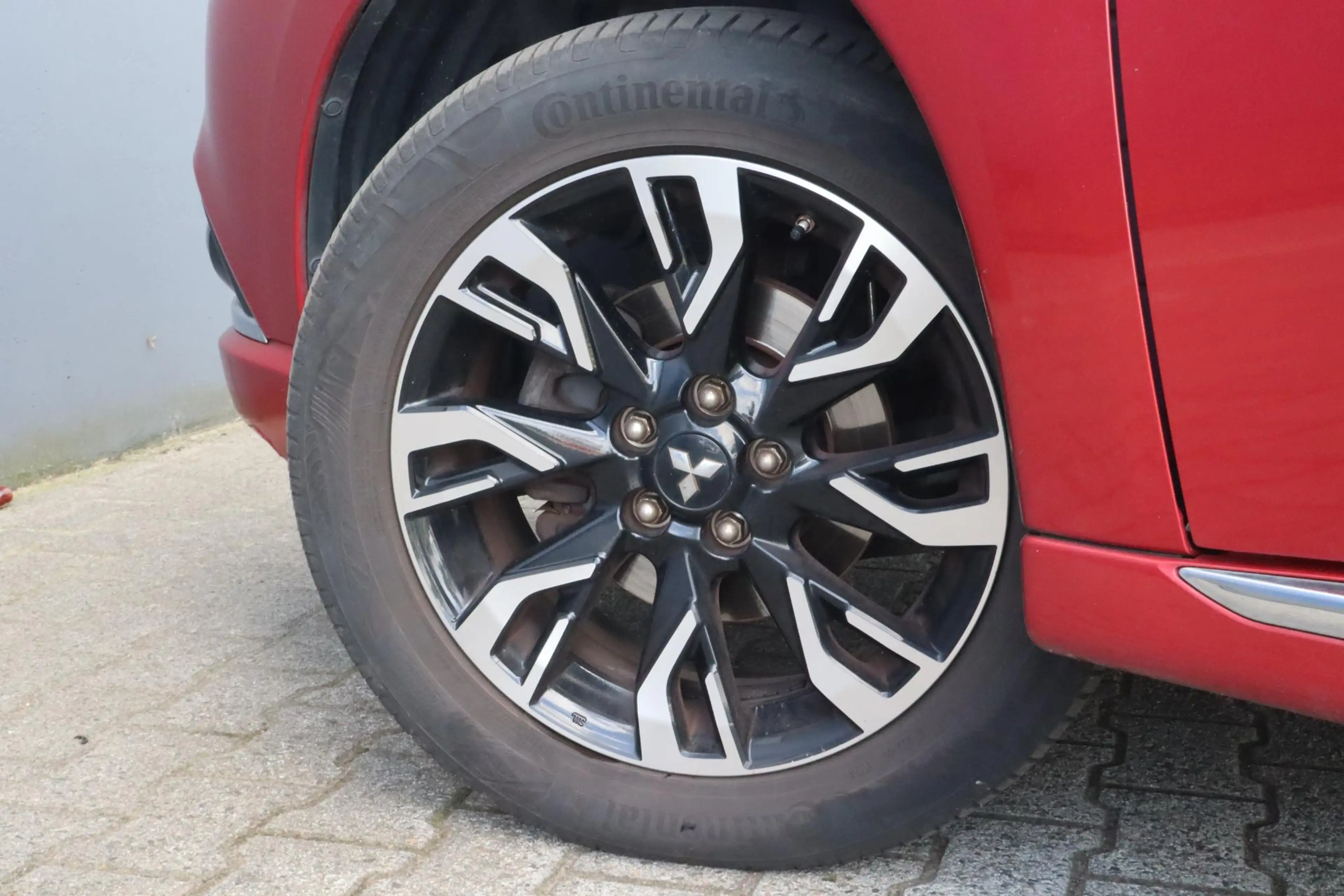 Mitsubishi Outlander 2.0 PHEV Premium | Achteruitrijcamera | Stoelverwa — photo 23
