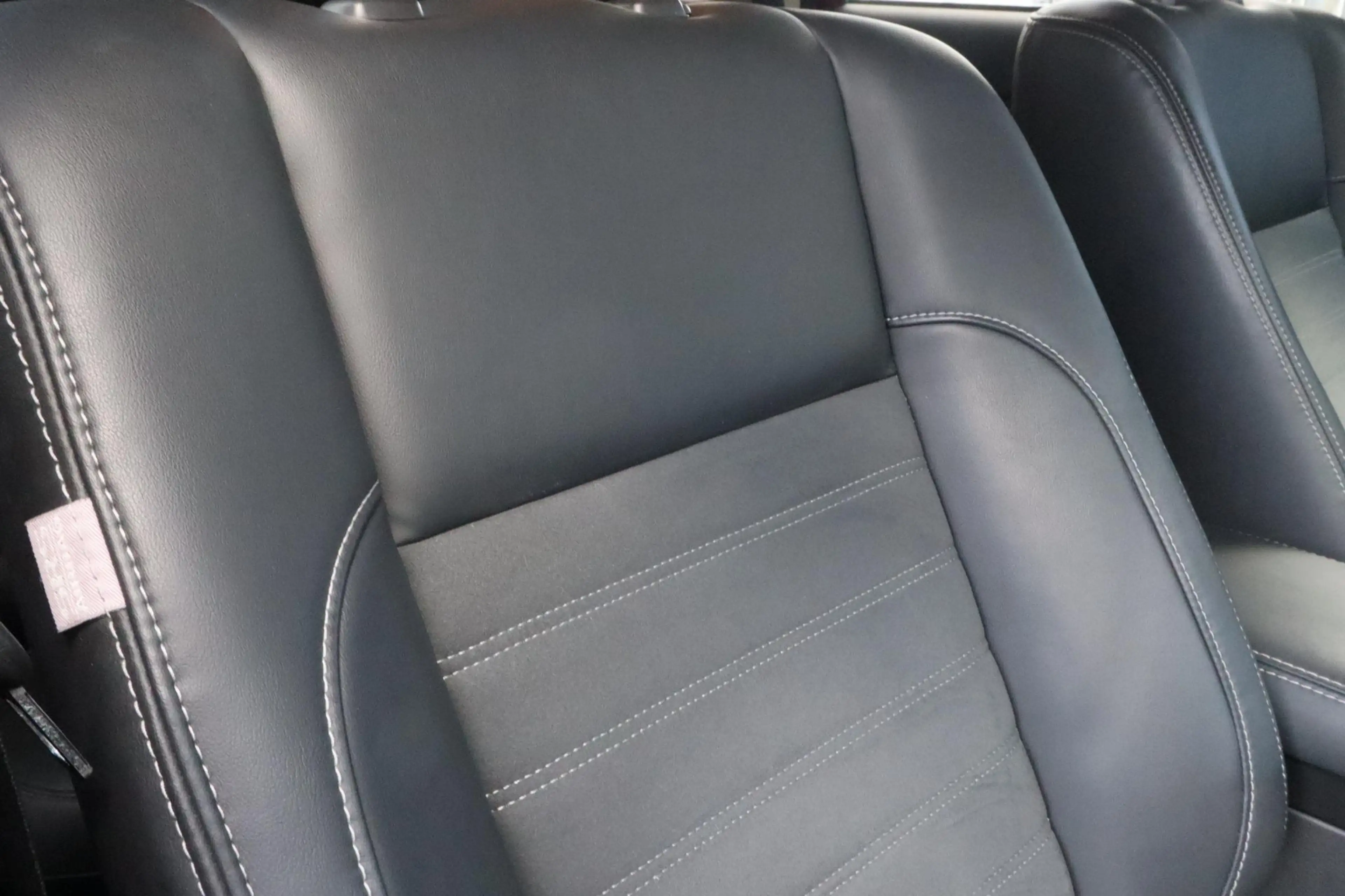 Mitsubishi Outlander 2.0 PHEV Premium | Achteruitrijcamera | Stoelverwa — photo 32