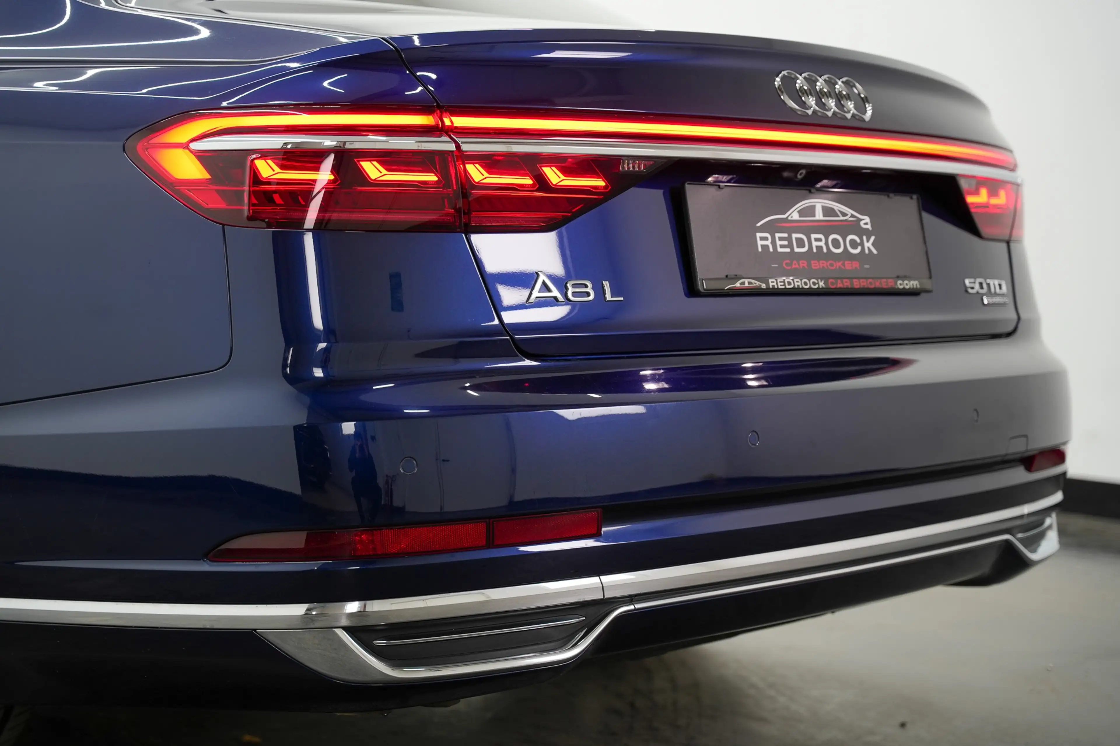 Audi A8 A8L 50 TDI Long quattro*MEGA VOLL AUSSTATTUNG*MEGA FARBE* — photo 12