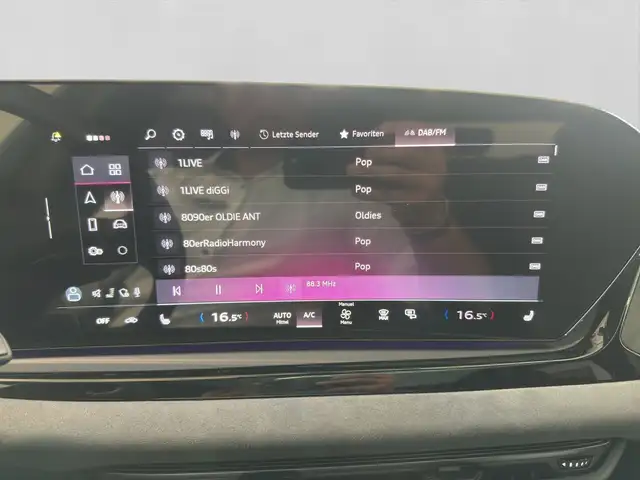 Audi A6 view 12