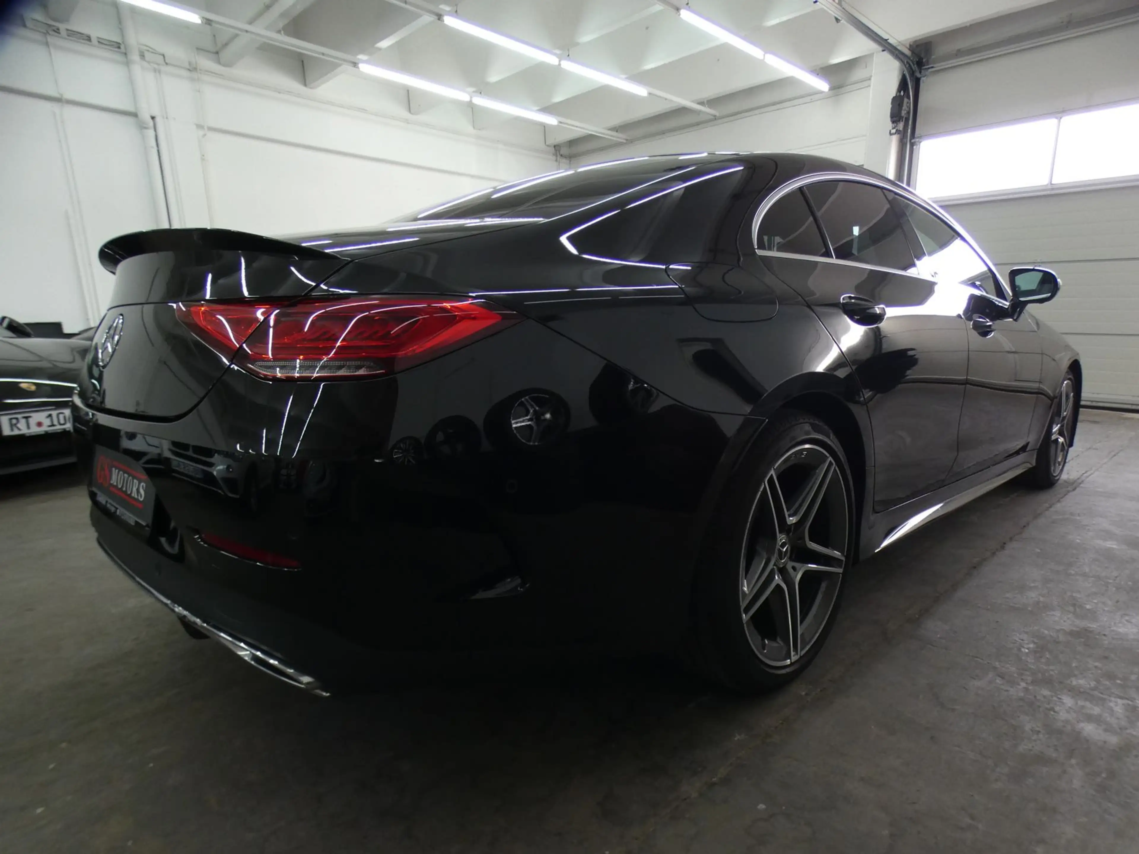 Mercedes-Benz CLS 220 d Coupe AMG*LED*NAVI*DISTRONIC*360°CAM — photo 6