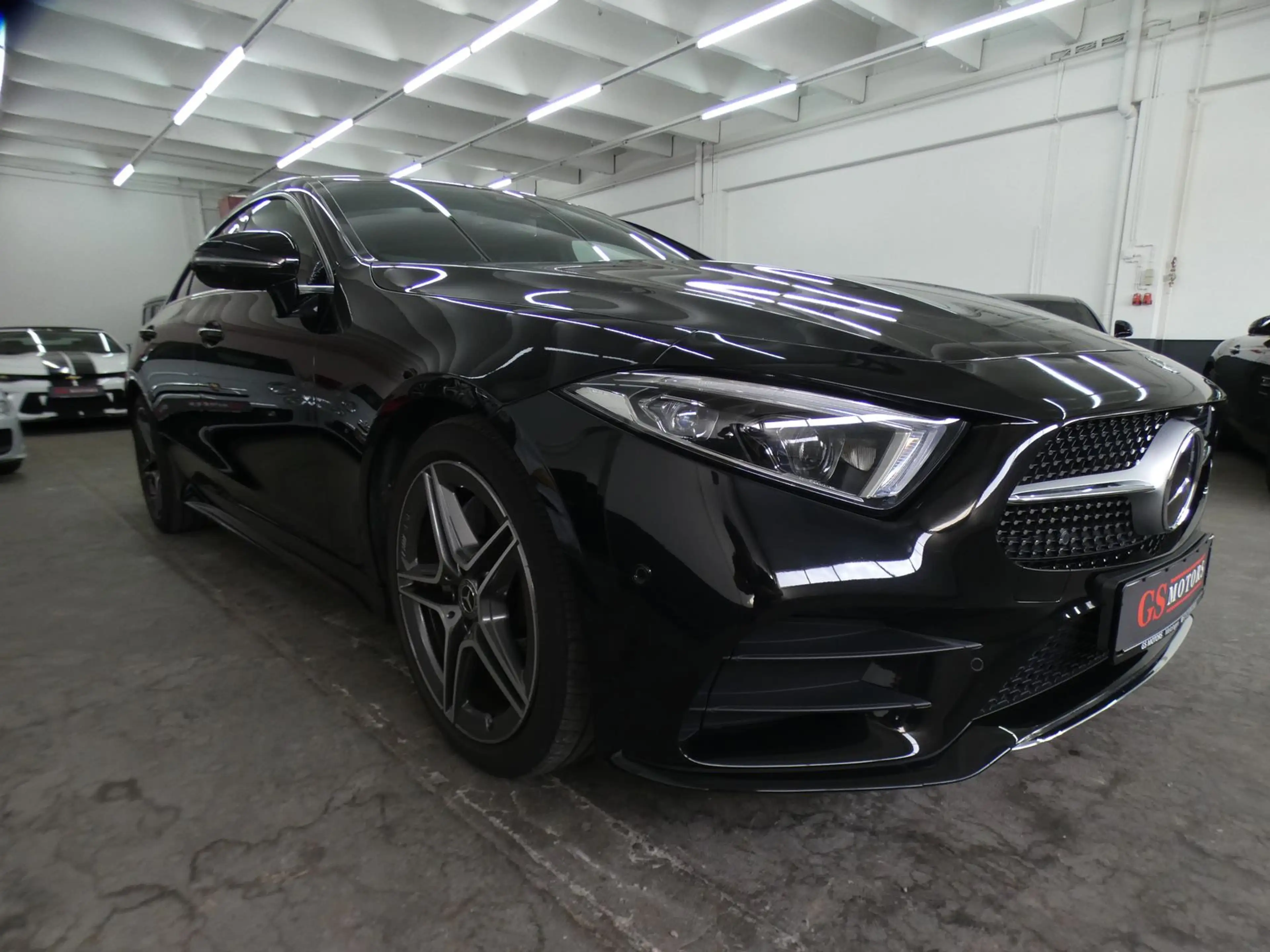 Mercedes-Benz CLS 220 d Coupe AMG*LED*NAVI*DISTRONIC*360°CAM