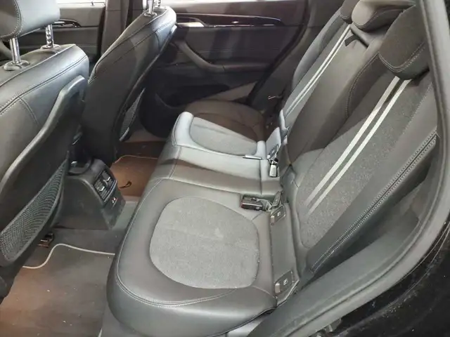 BMW X1 view 13