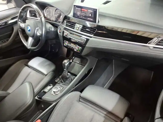 BMW X1 view 9