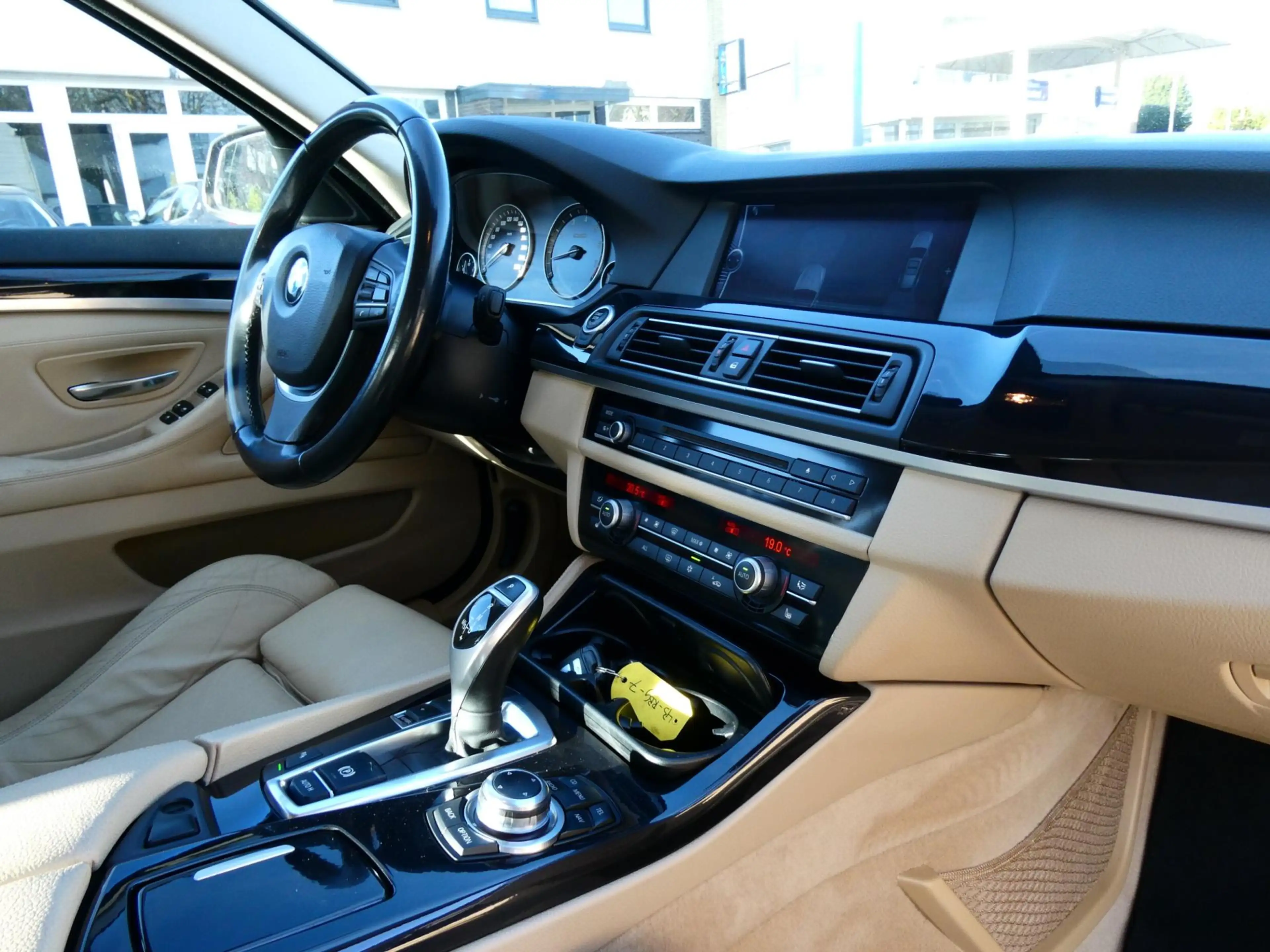 BMW 523 5-serie Touring 523i High Exe Aut. 6-Cilinder Lede — photo 3