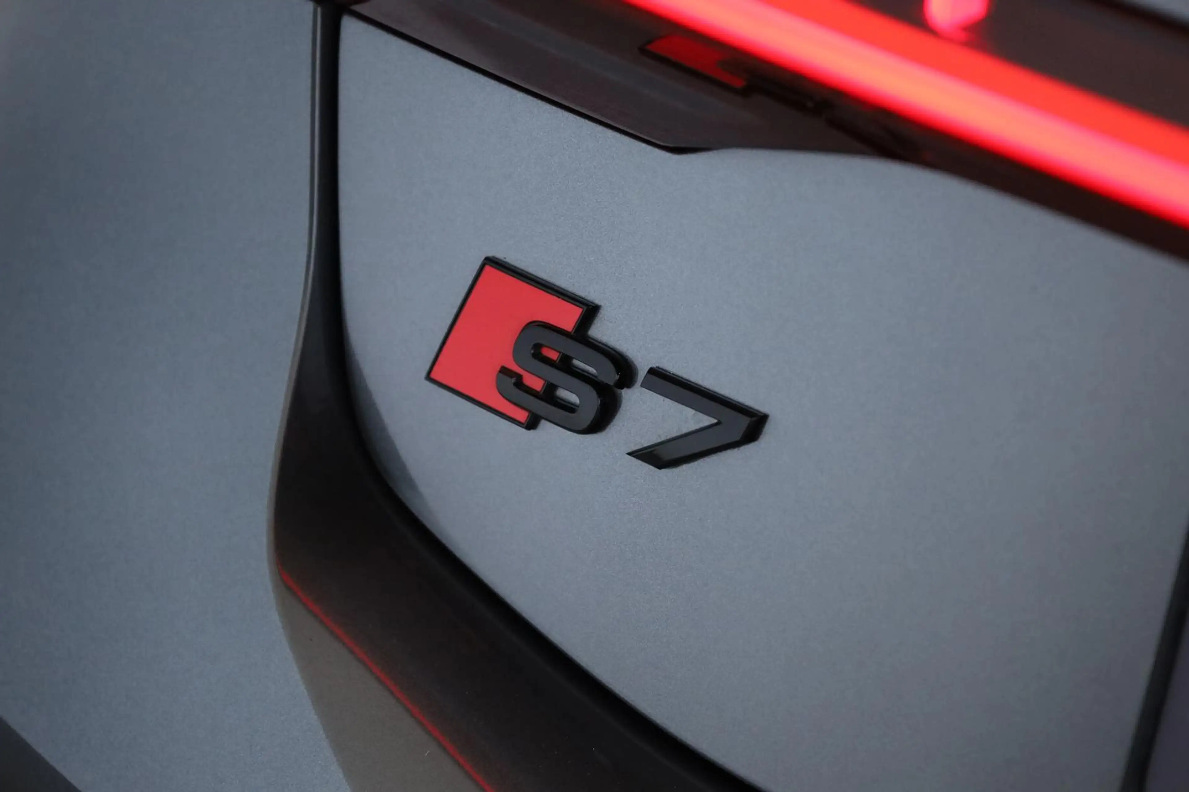 Audi S7 Sportback TDI HD Pano BangO ACC KeyGo Kam 21" — photo 9