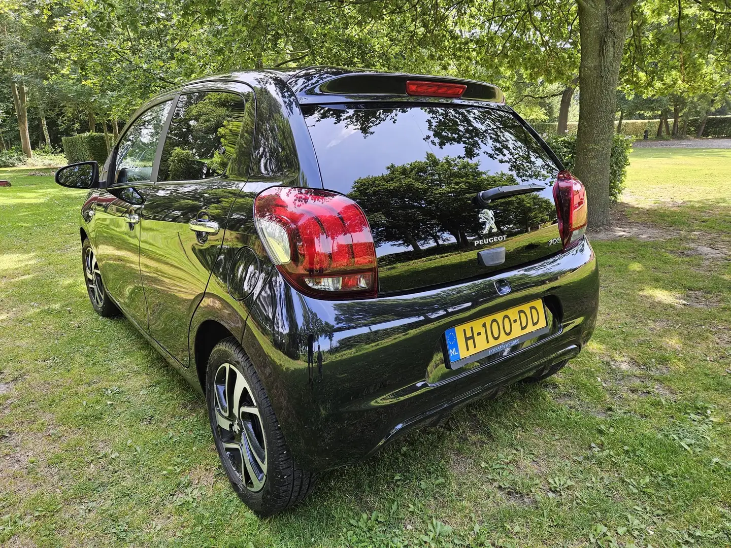 Peugeot 108 108 1.0 e-VTi Allure Zwart - 2